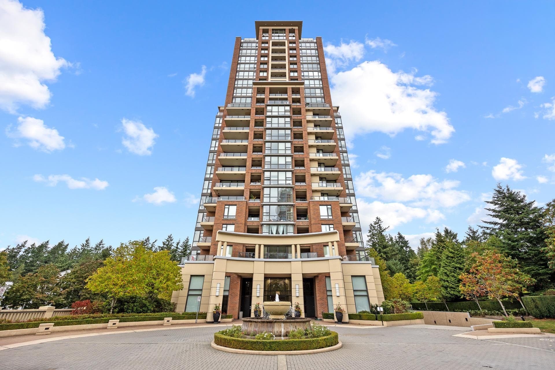 1802 - 6823 Station Hill Drive, Burnaby