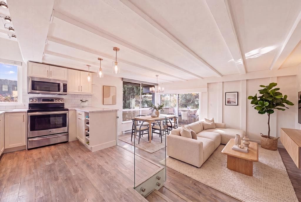 201 - 341 Mahon Avenue, North Vancouver, V7M 3E1 — photo 3