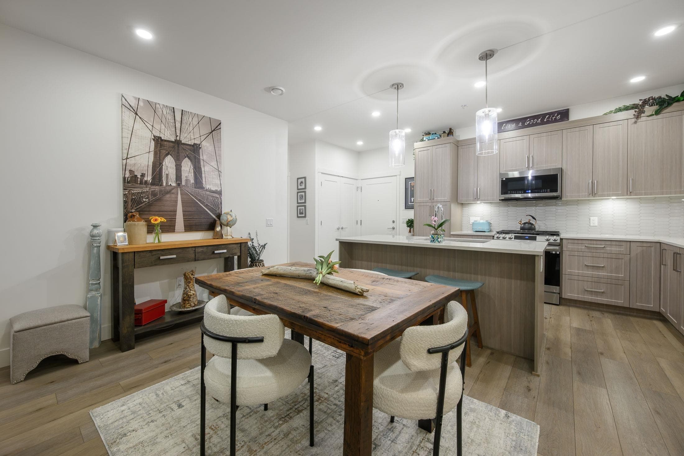 316 - 22633 Selkirk Avenue, Maple Ridge, V2X 1C7 — photo 4