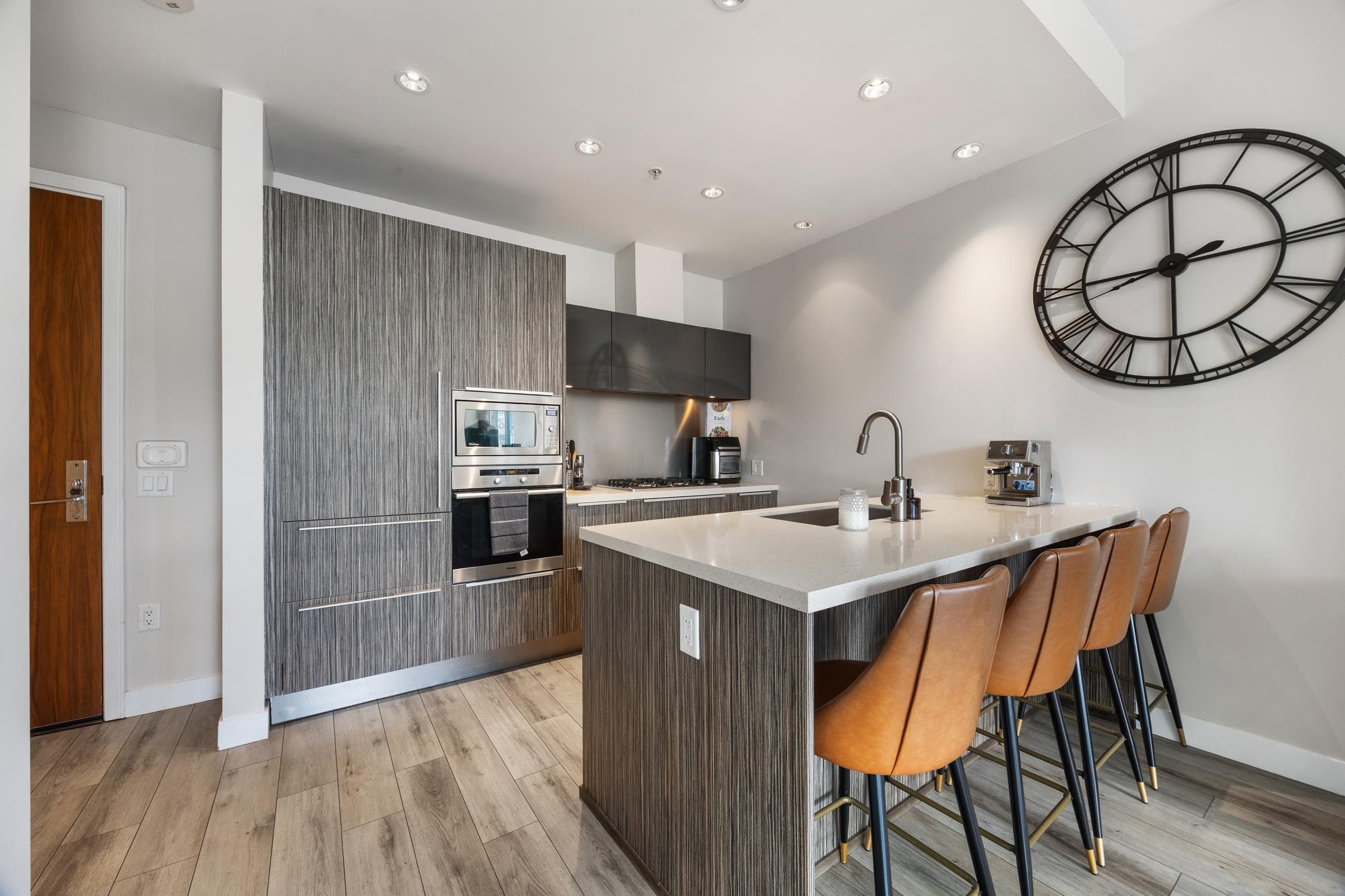 806 - 1633 Ontario Street, Vancouver, V5Y 0C2 — photo 4