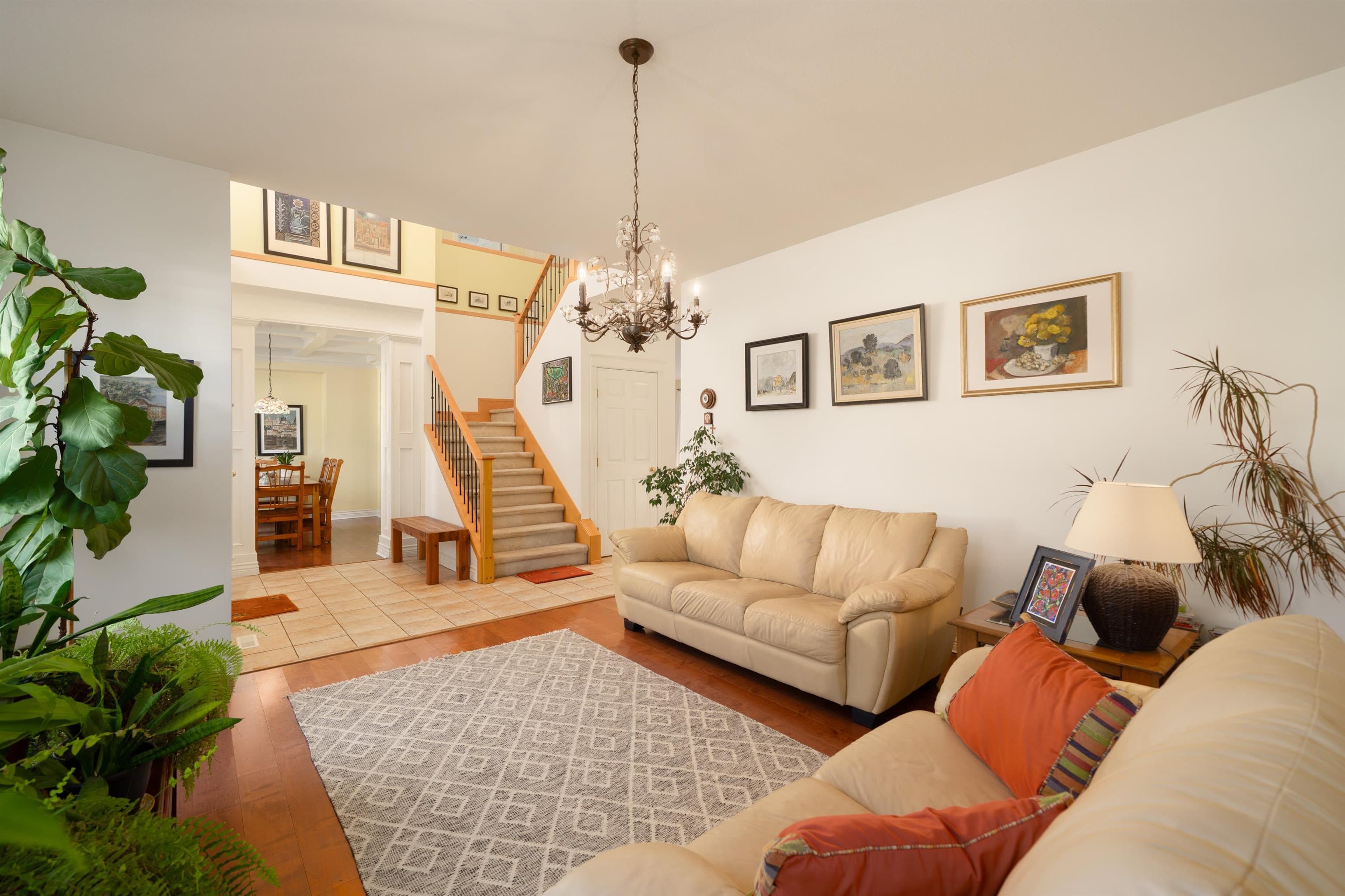 2658 Lurio Crescent, Port Coquitlam, V3B 7Z9 — photo 2