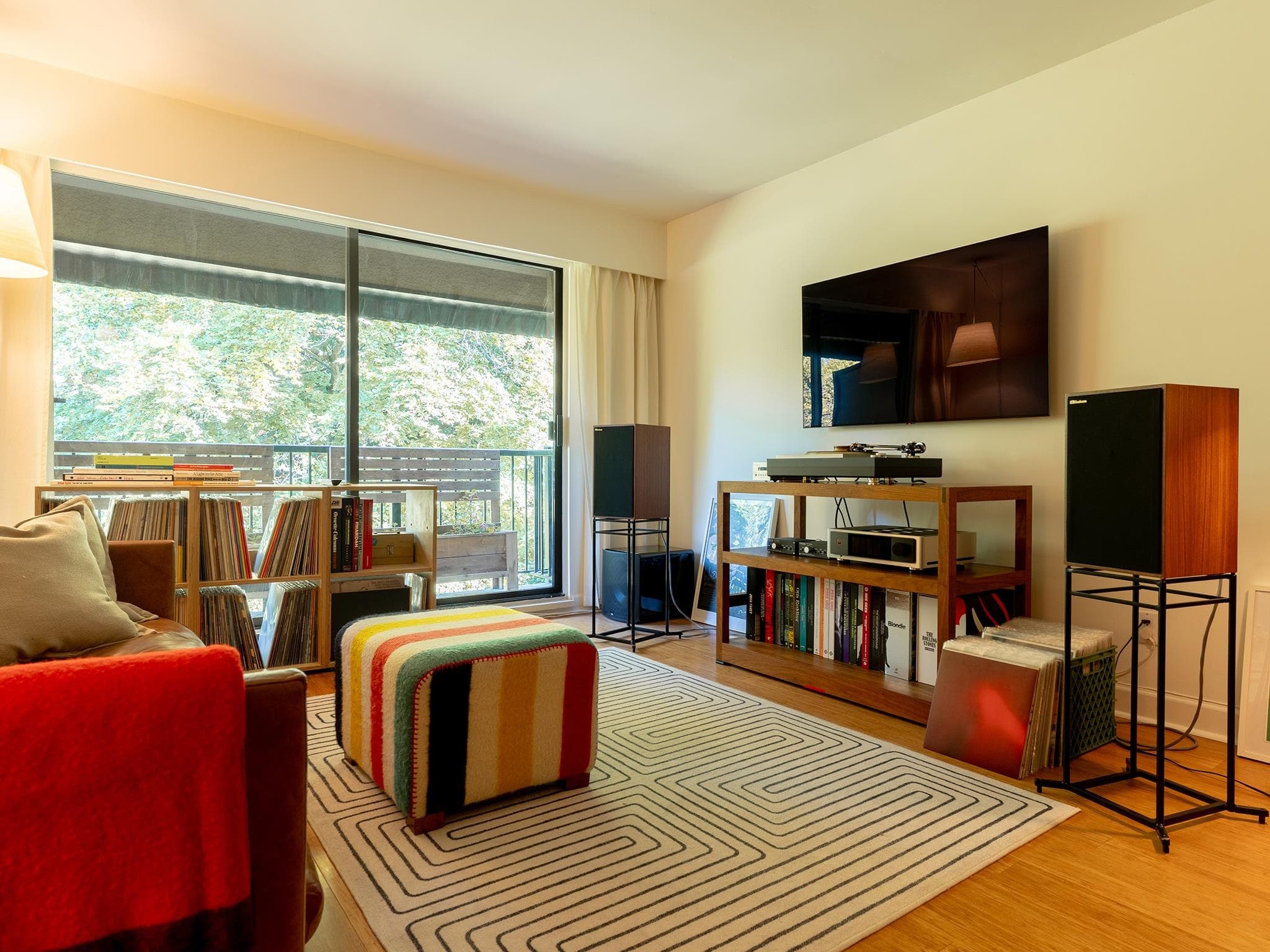 302 - 2222 Cambridge Street, Vancouver, V5L 1E6 — photo 2