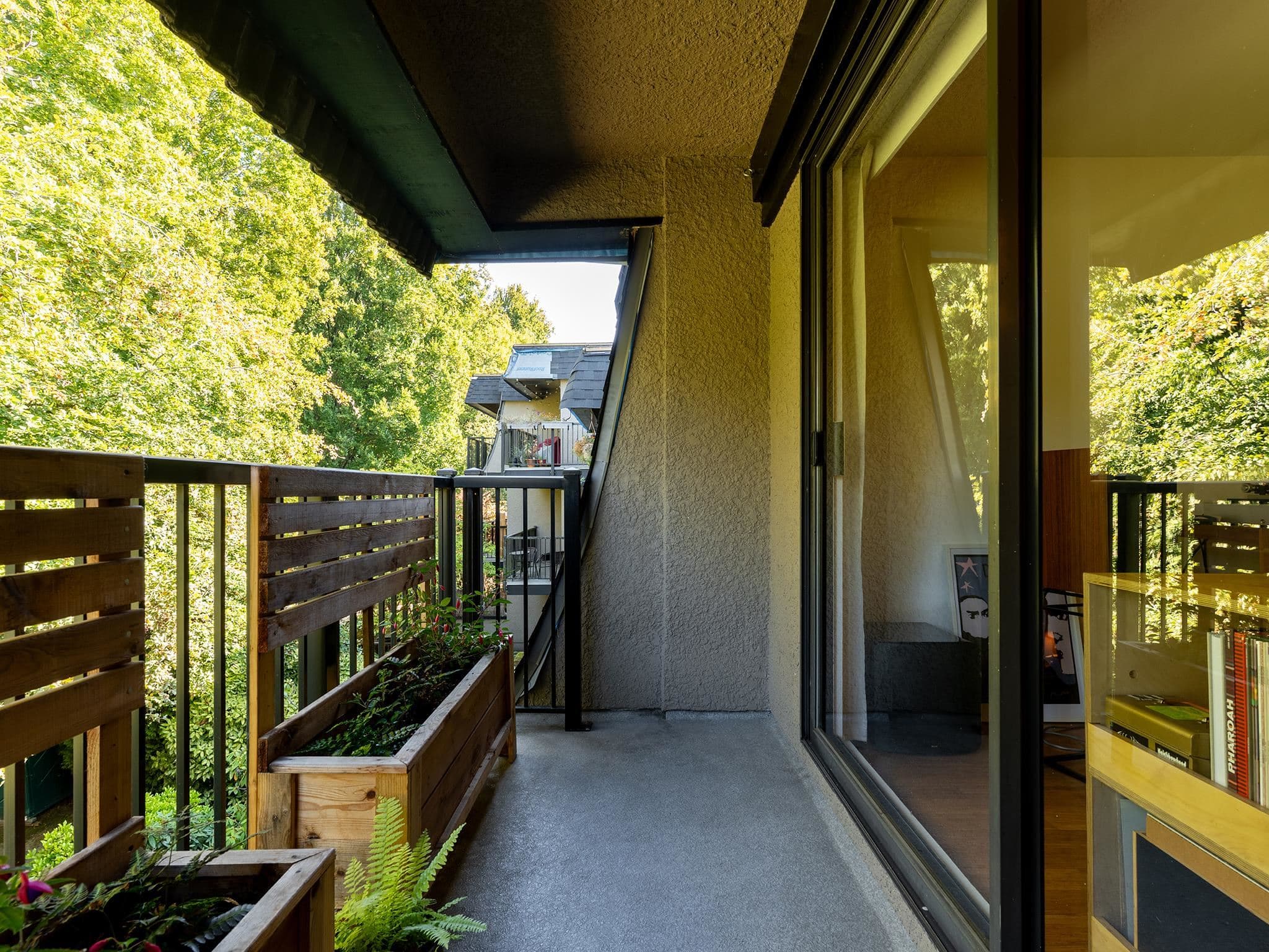 302 - 2222 Cambridge Street, Vancouver, V5L 1E6 — photo 3