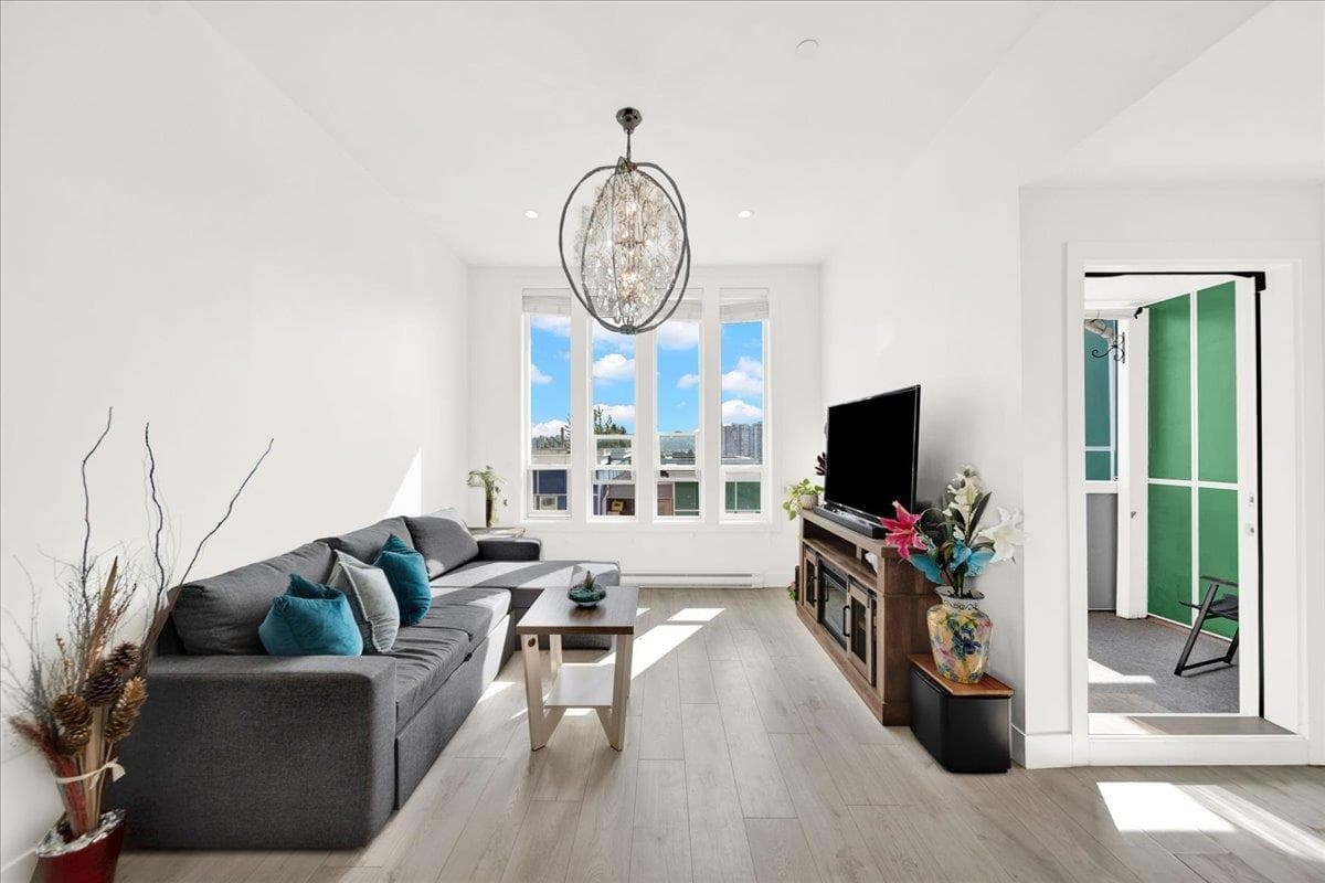 6 - 1209 Fourth Avenue, New Westminster, V3M 1T8 — photo 4