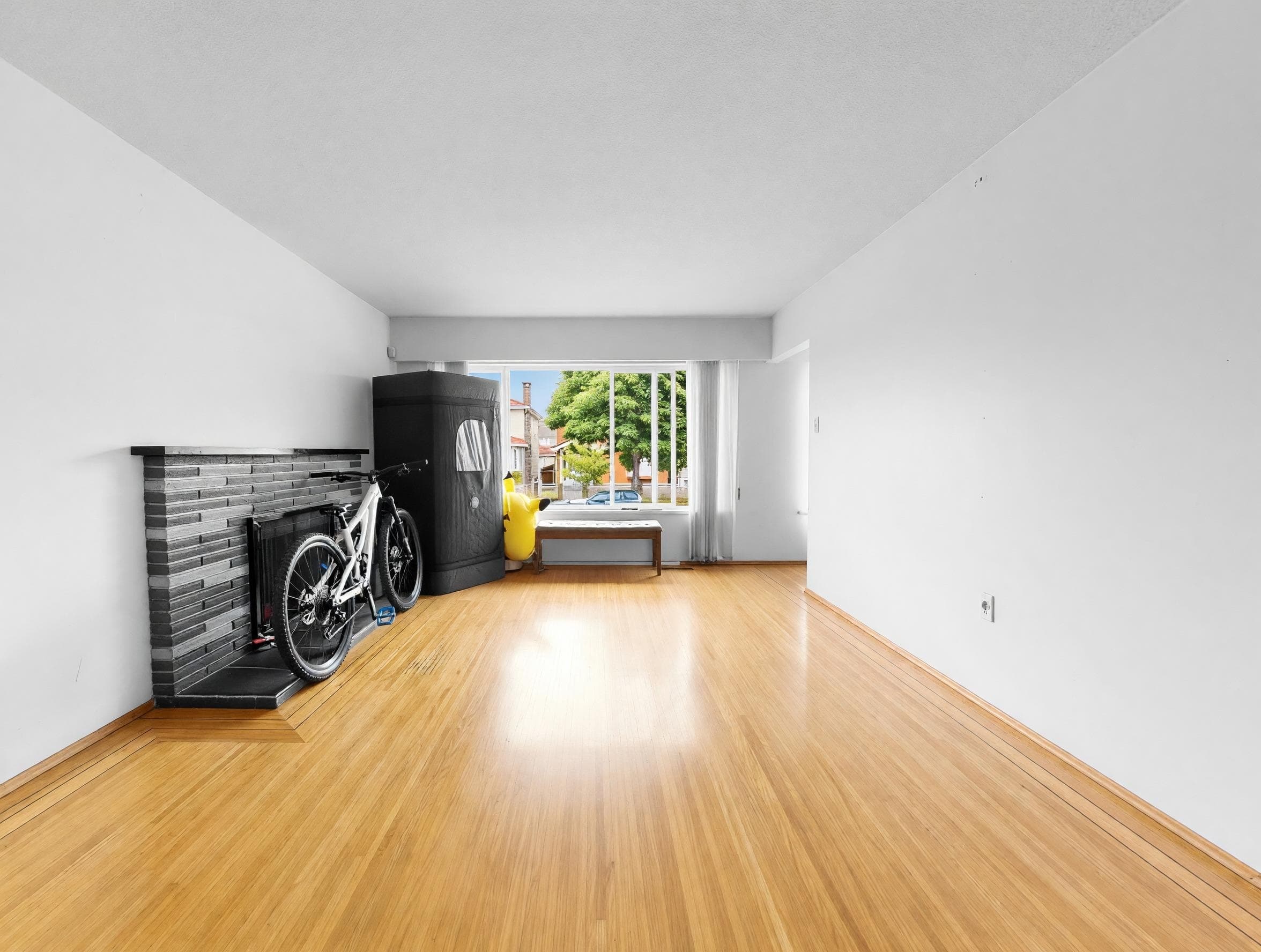 1972 E 51st Avenue, Vancouver, V5P 1V9 — photo 4