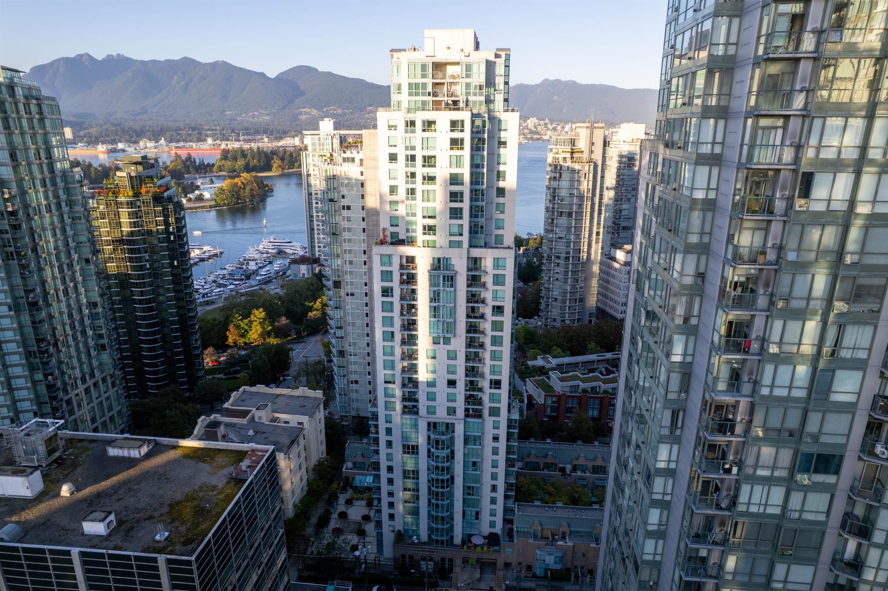 2904 - 1238 Melville Street, Vancouver