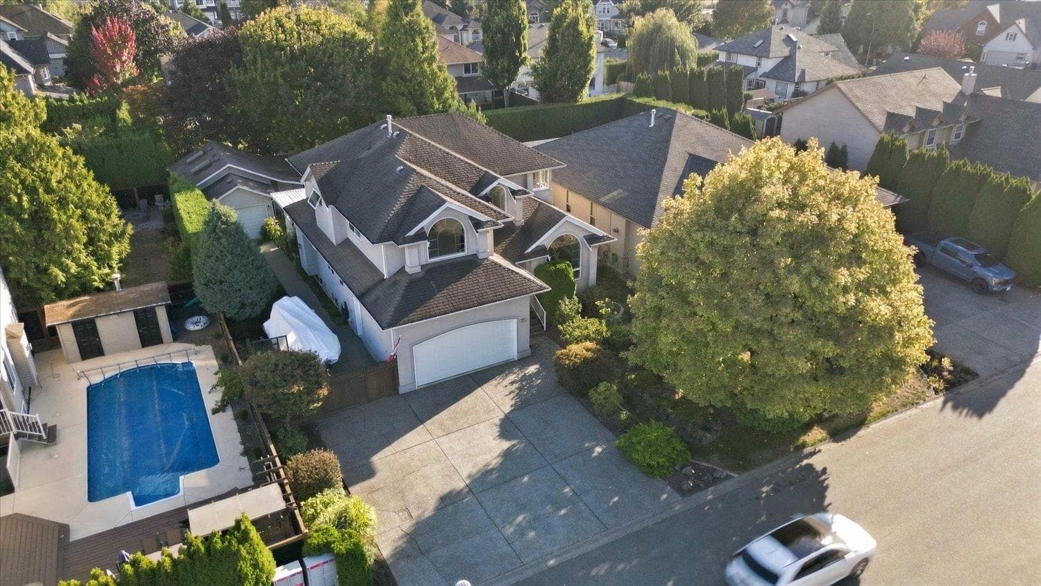 44434 Elsie Place, Chilliwack, V2R 5N5 — photo 2