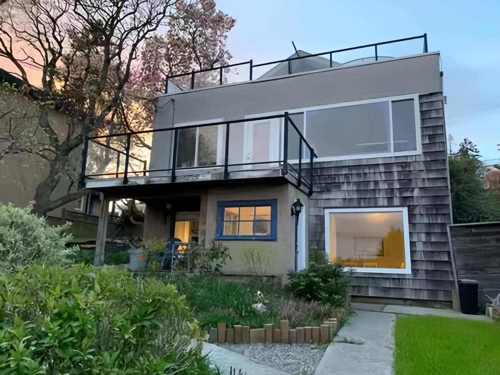 14878 Buena Vista Avenue, White Rock, V4B 1X4 — photo 4