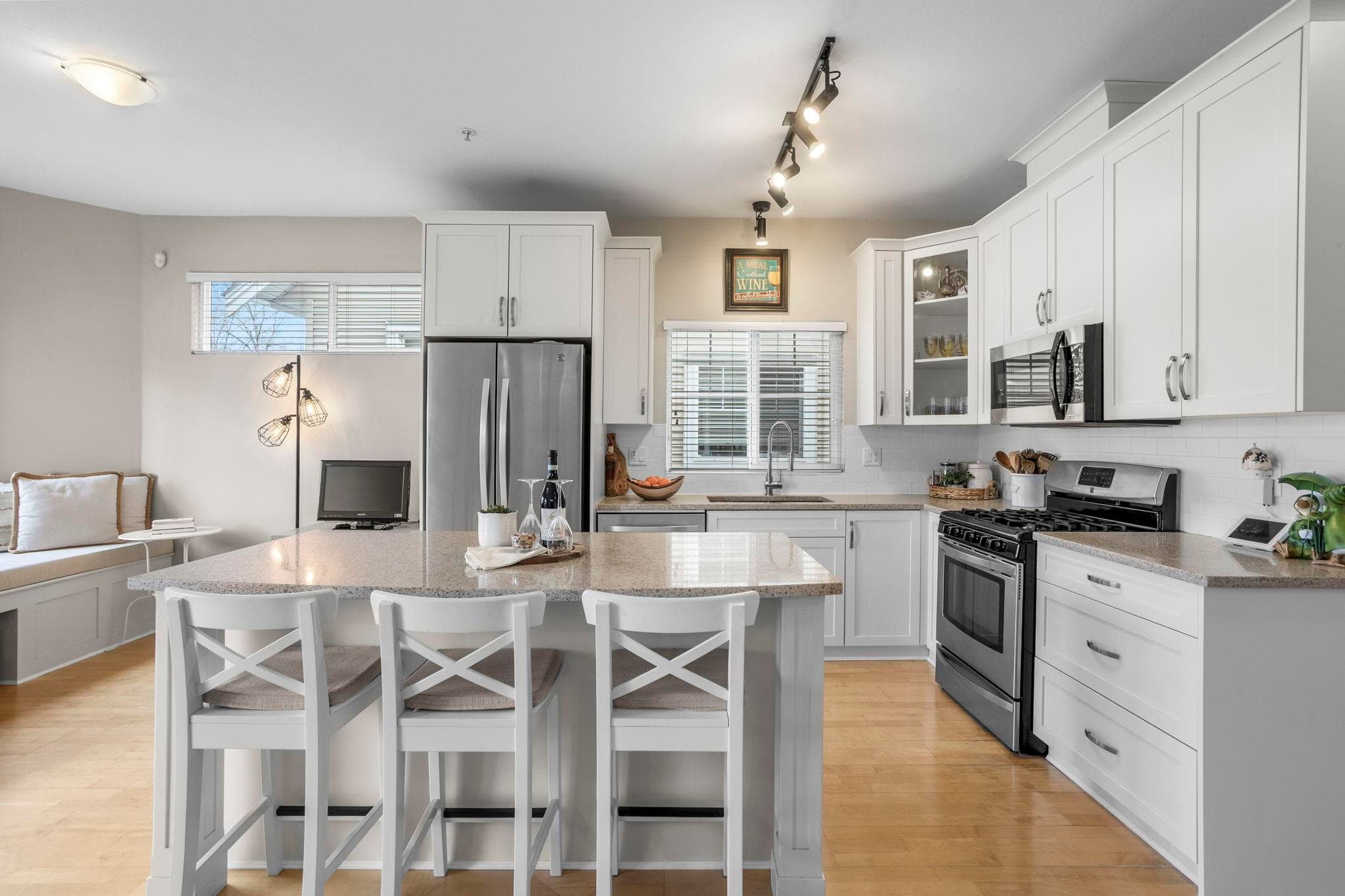 32 - 1108 Riverside Close, Port Coquitlam, V3B 8C2 — photo 2