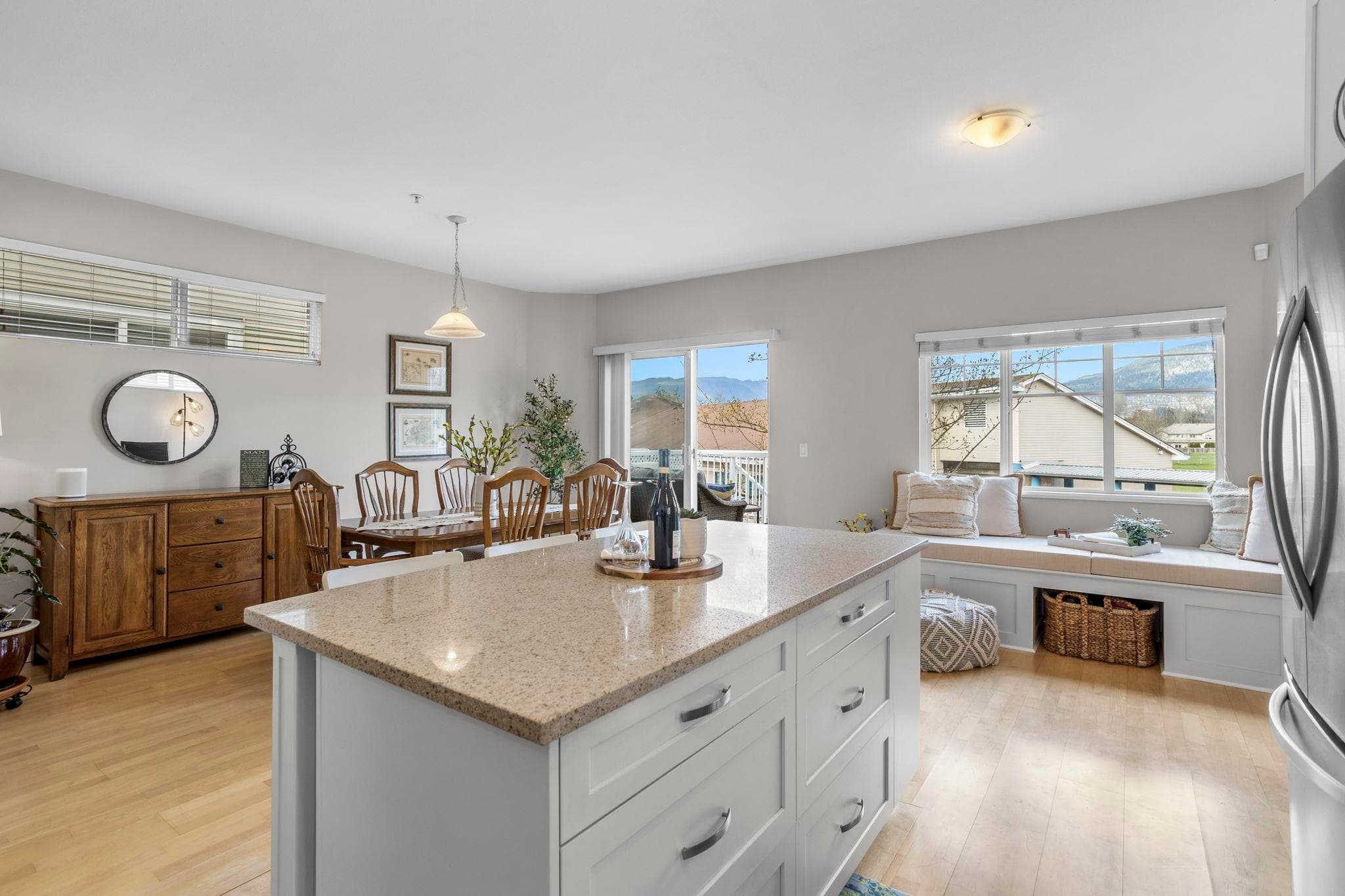 32 - 1108 Riverside Close, Port Coquitlam, V3B 8C2 — photo 4