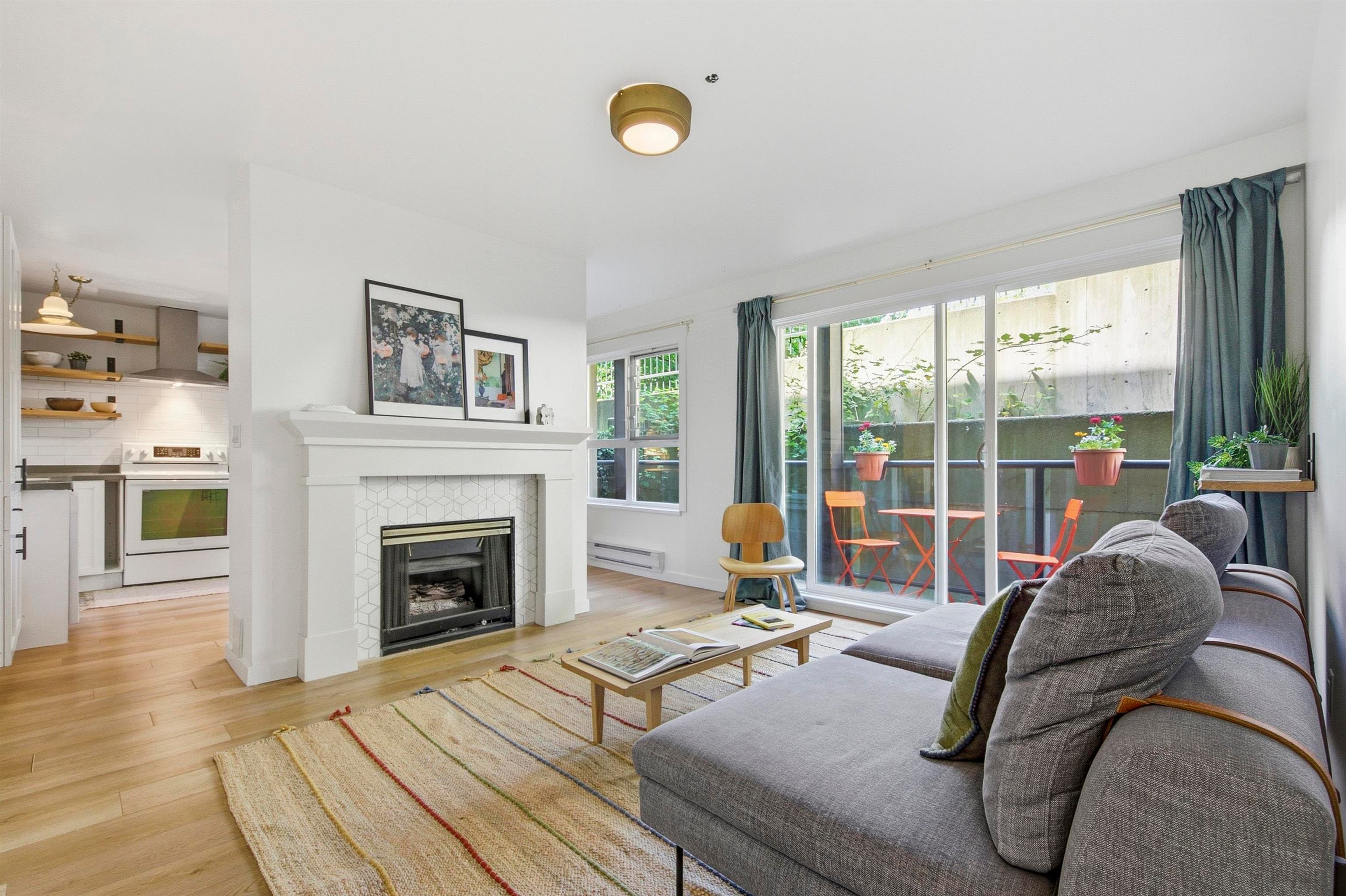 205 - 33165 2nd Avenue, Mission, V2V 6T8 — photo 1