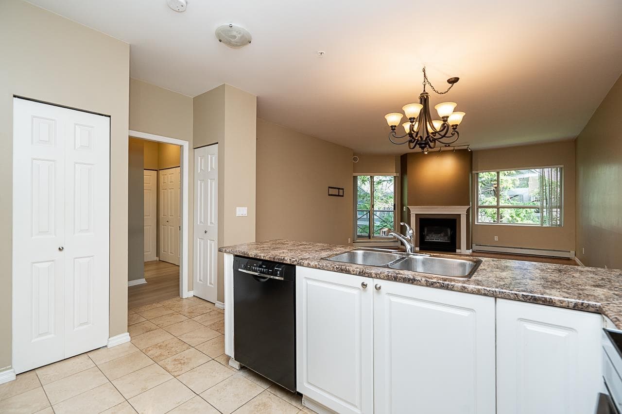 222 - 2109 Rowland Street, Port Coquitlam, V3C 6J4 — photo 3