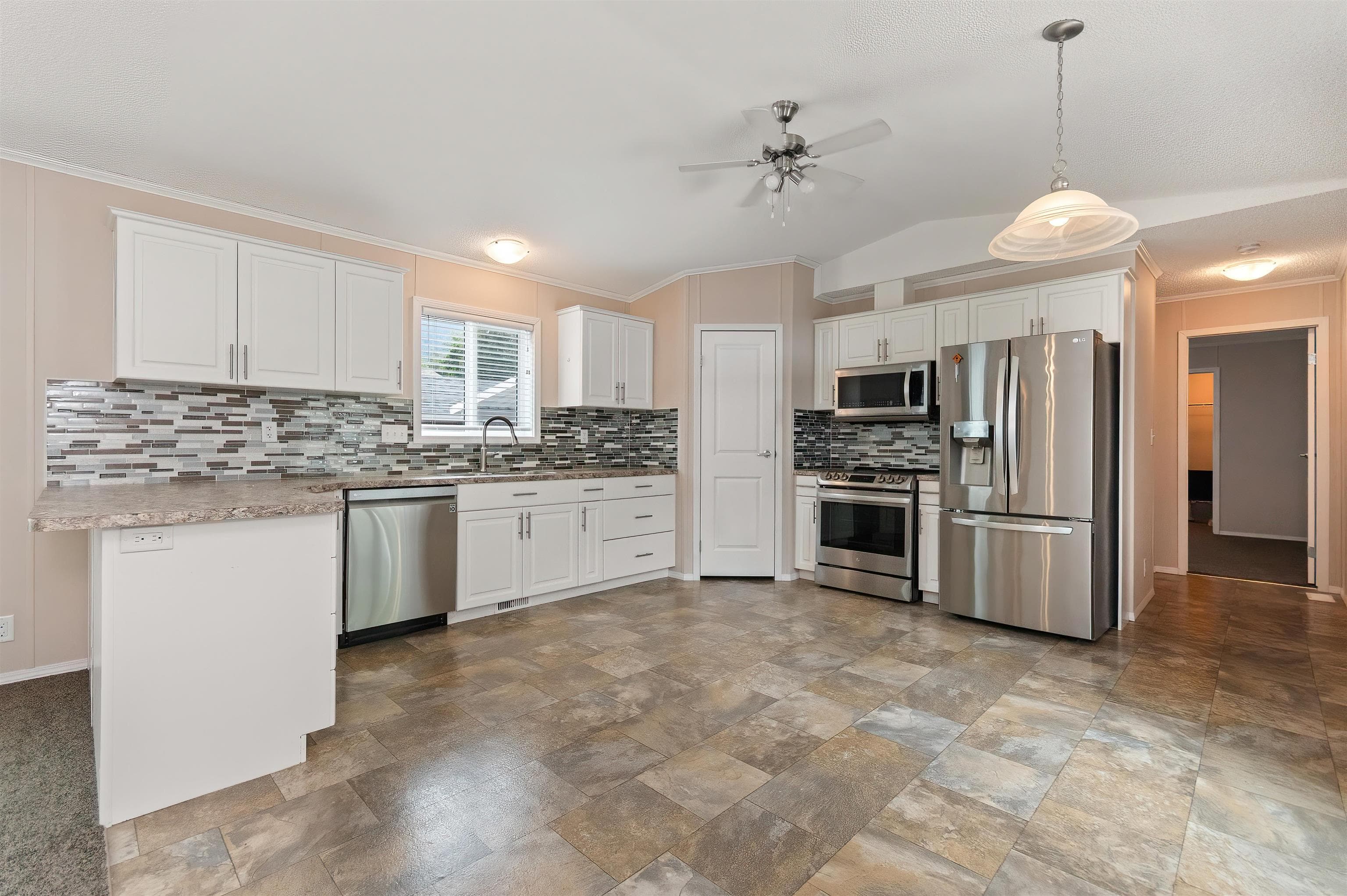 29 - 59060 Lougheed Highway, Agassiz, V0X 1L3 — photo 5