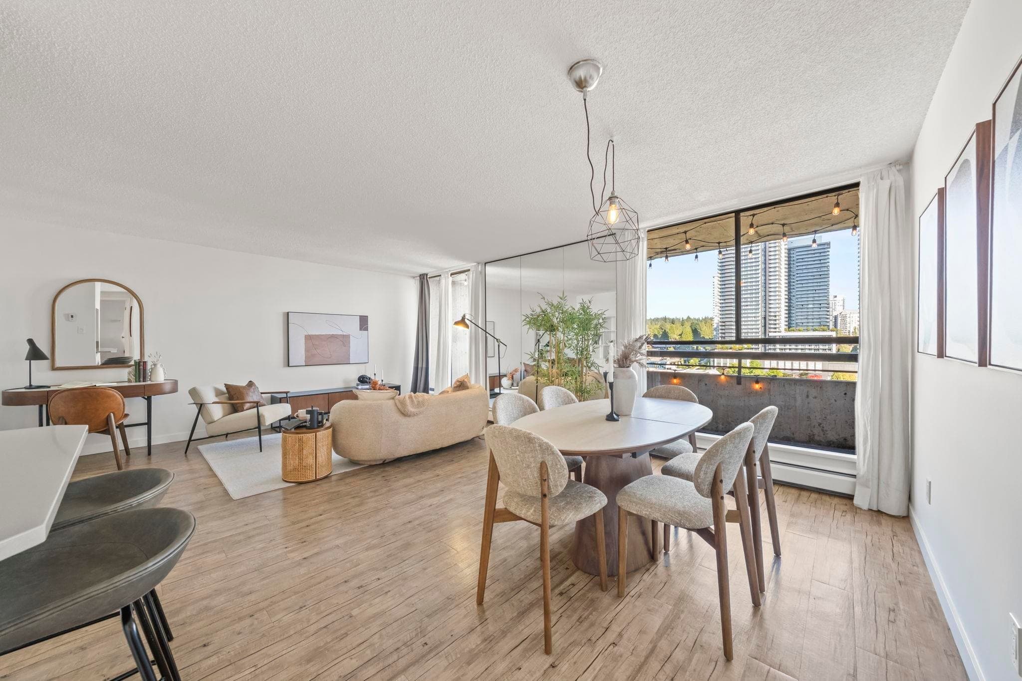 1504 - 3771 Bartlett Court, Burnaby, V3J 7G8 — photo 3
