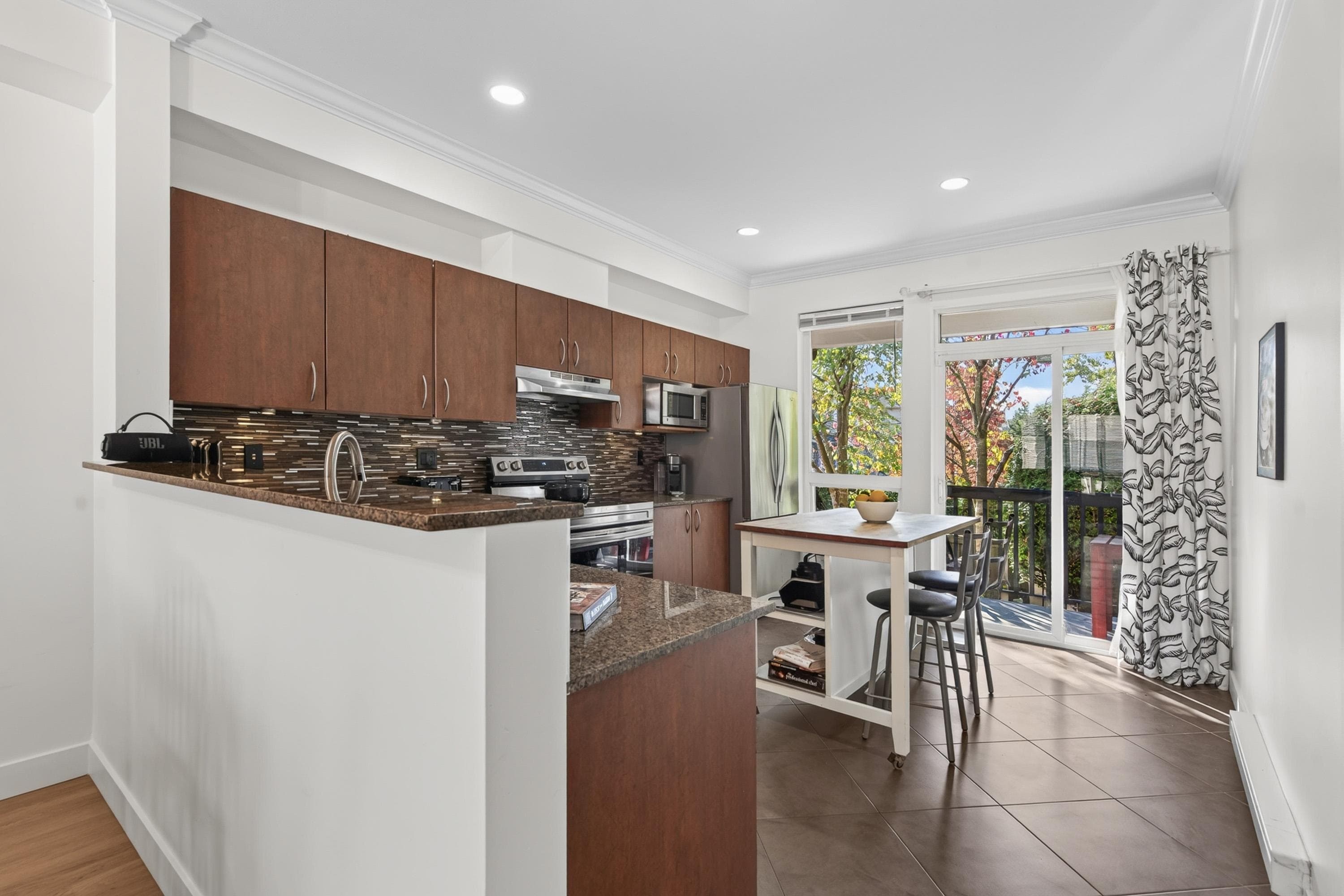 3 - 16772 61 Avenue, Surrey, V3S 4P2 — photo 4