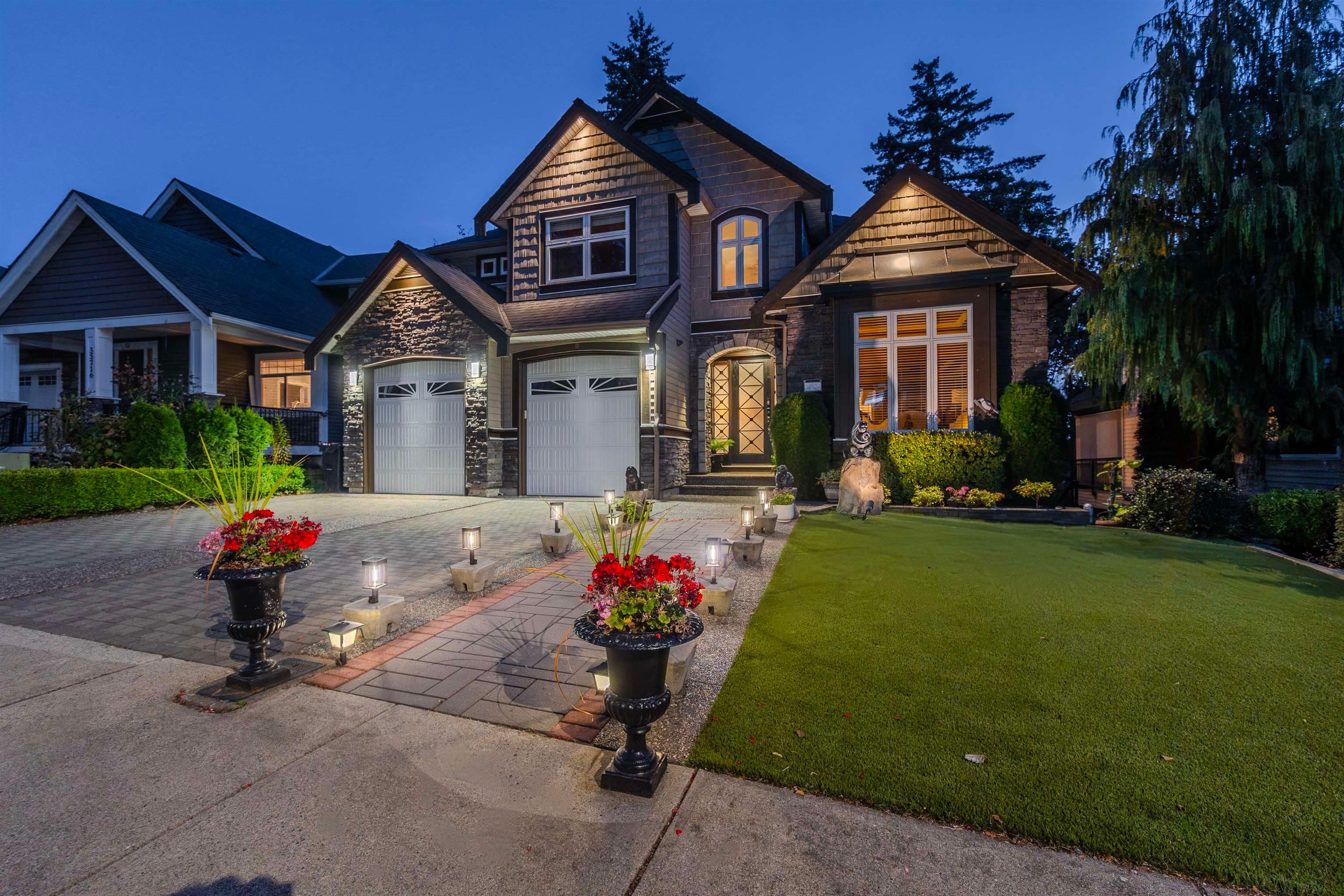 35708 Zanatta Place, Abbotsford, V3G 0B4 — photo 2