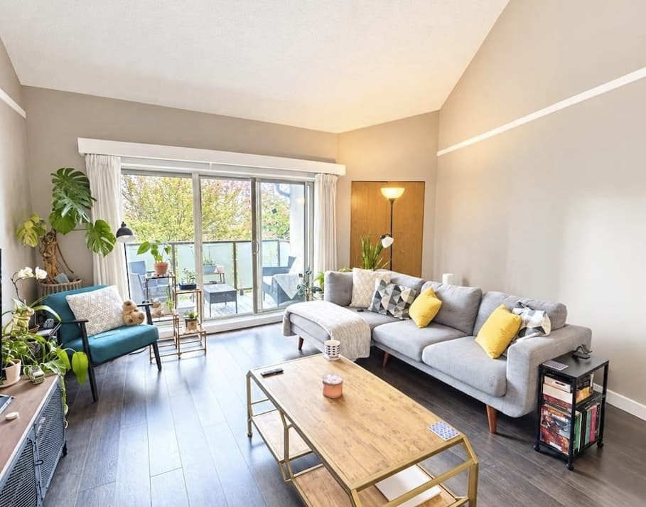 306 - 4363 Halifax Street, Burnaby