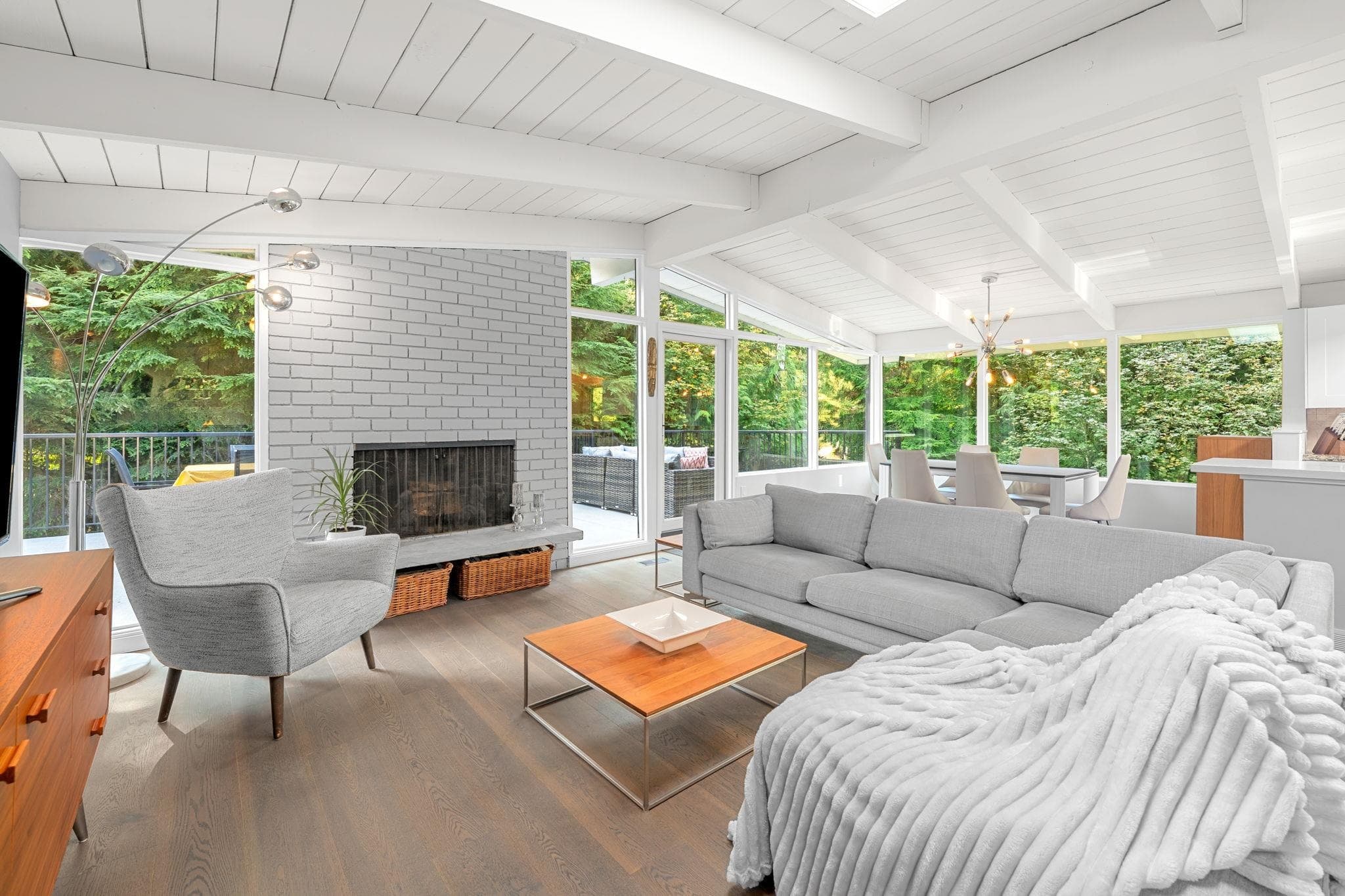 4505 Lions Avenue, North Vancouver, V7R 3S7 — photo 3