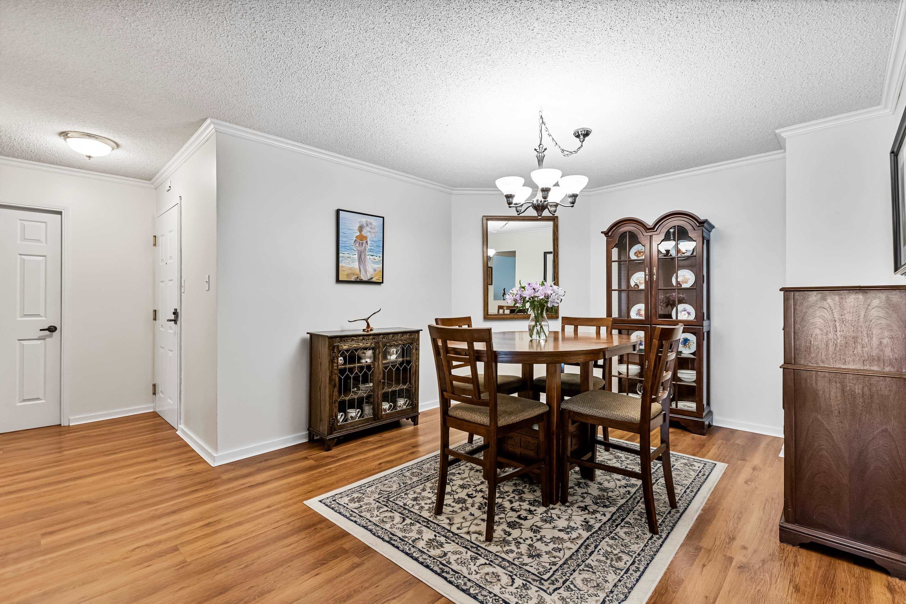 204 - 1458 Blackwood Street, White Rock, V4B 3V4 — photo 2