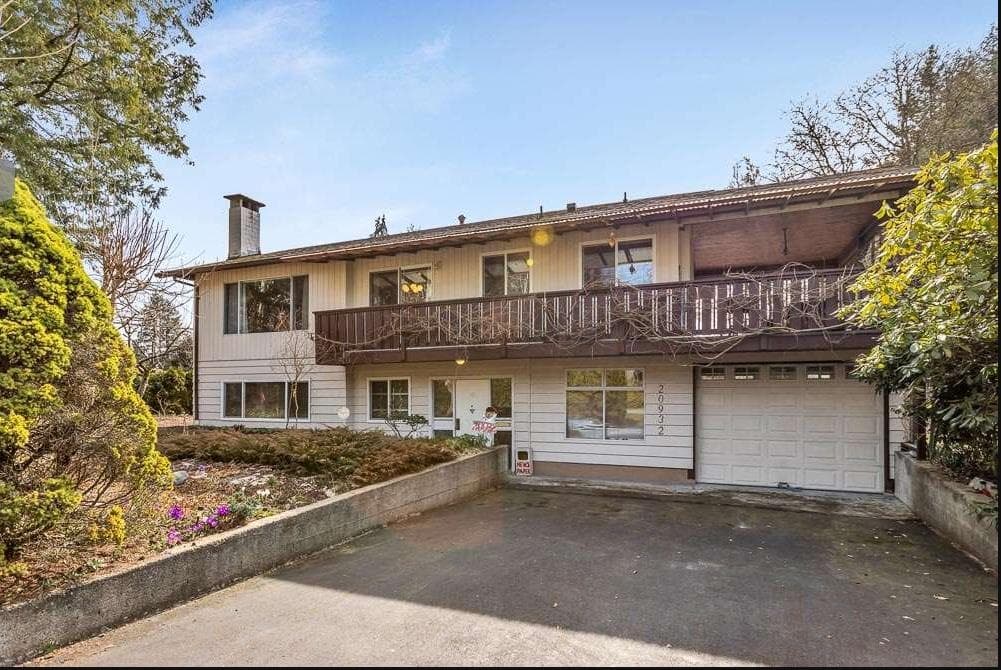 20932 Camwood Avenue, Maple Ridge, V2X 2P1 — photo 1