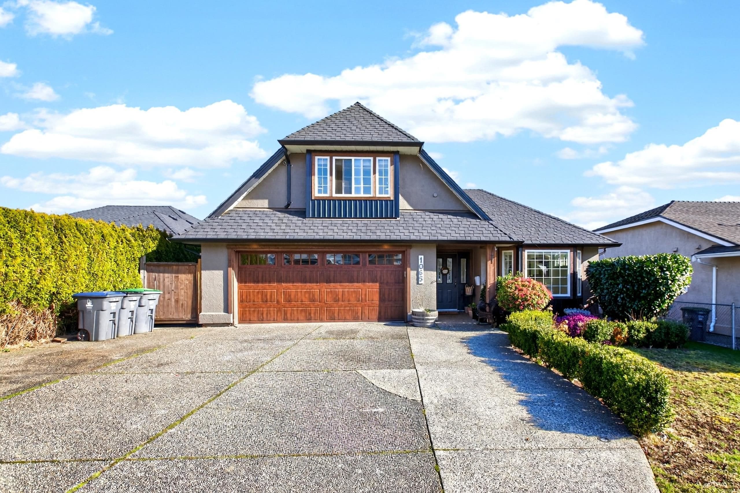 1065 King George Boulevard, Surrey, V4A 9S7 — photo 2