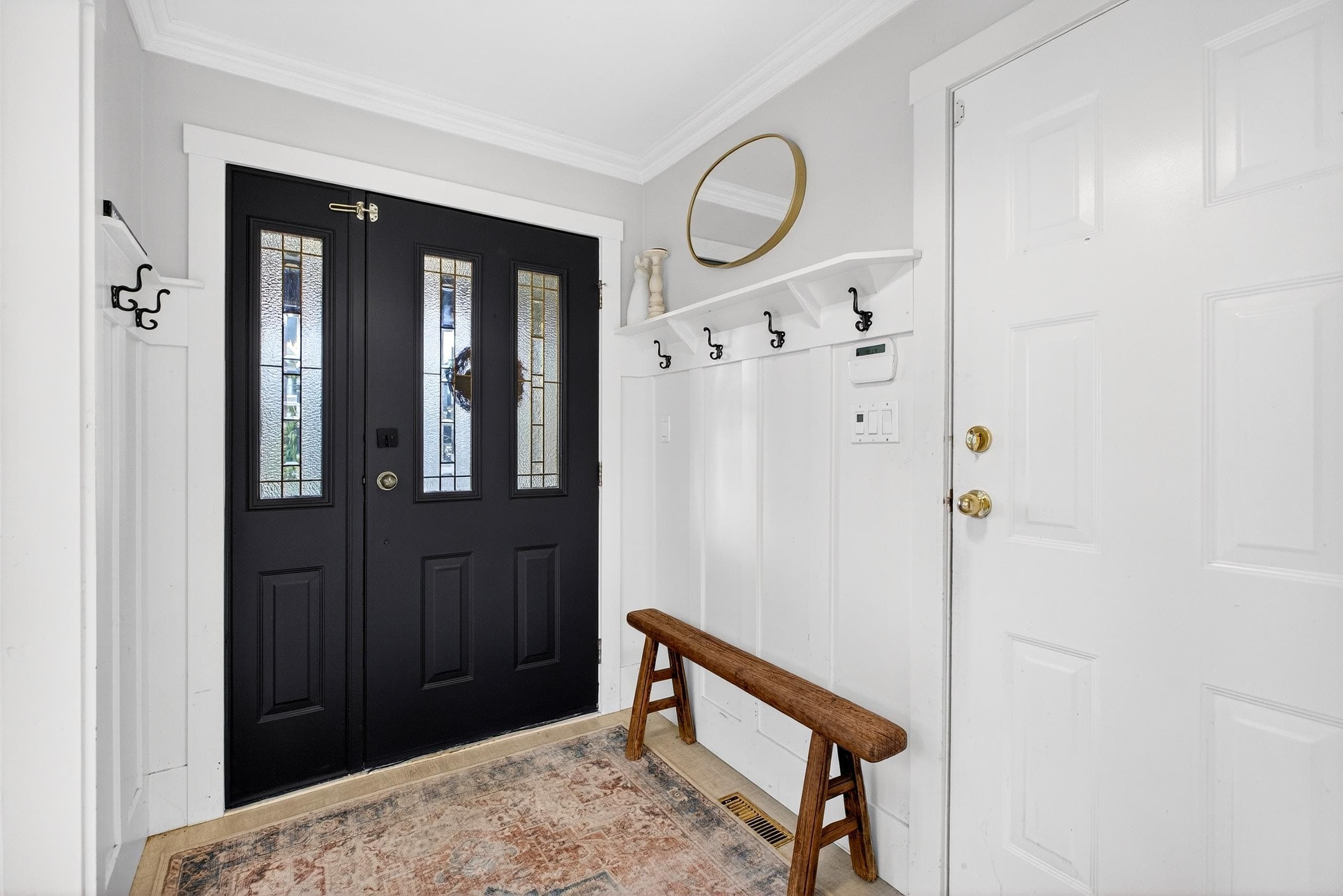 1065 King George Boulevard, Surrey, V4A 9S7 — photo 5