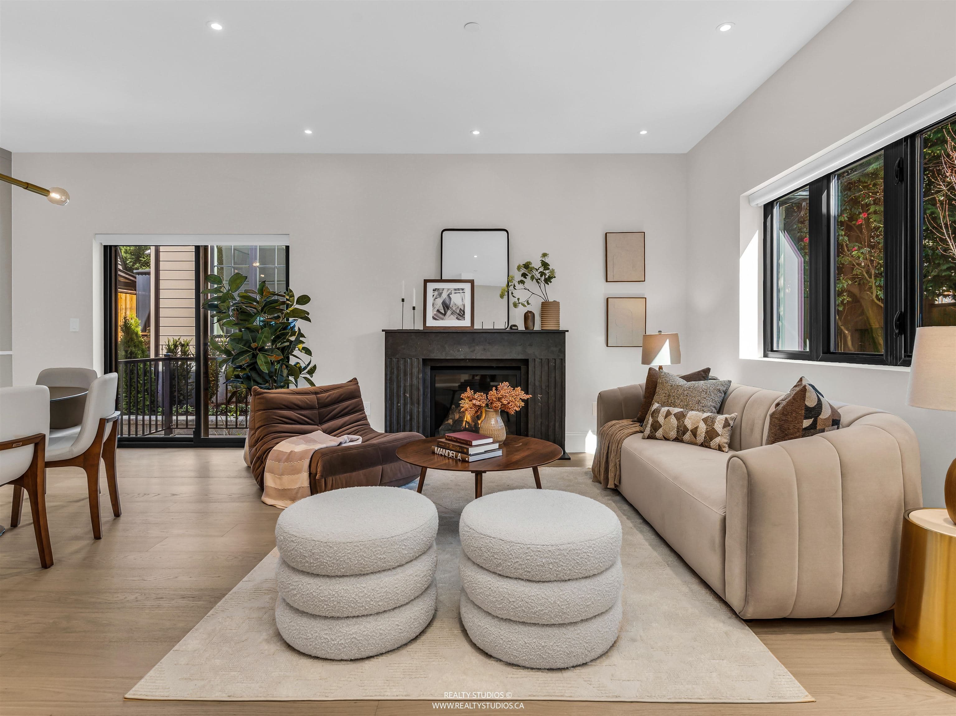 2 - 4088 Maple Crescent, Vancouver