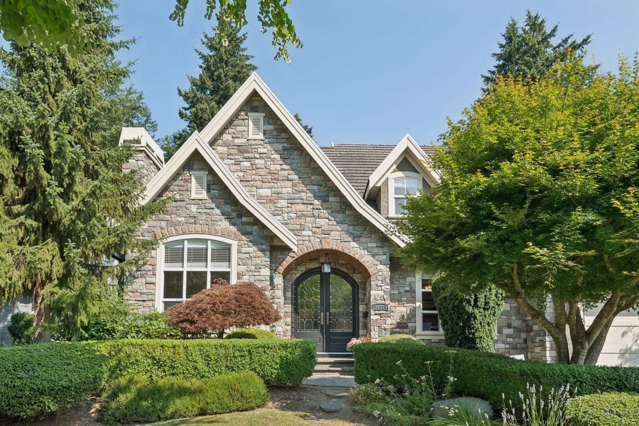14185 33 Avenue, Surrey, V4P 3M1 — photo 1