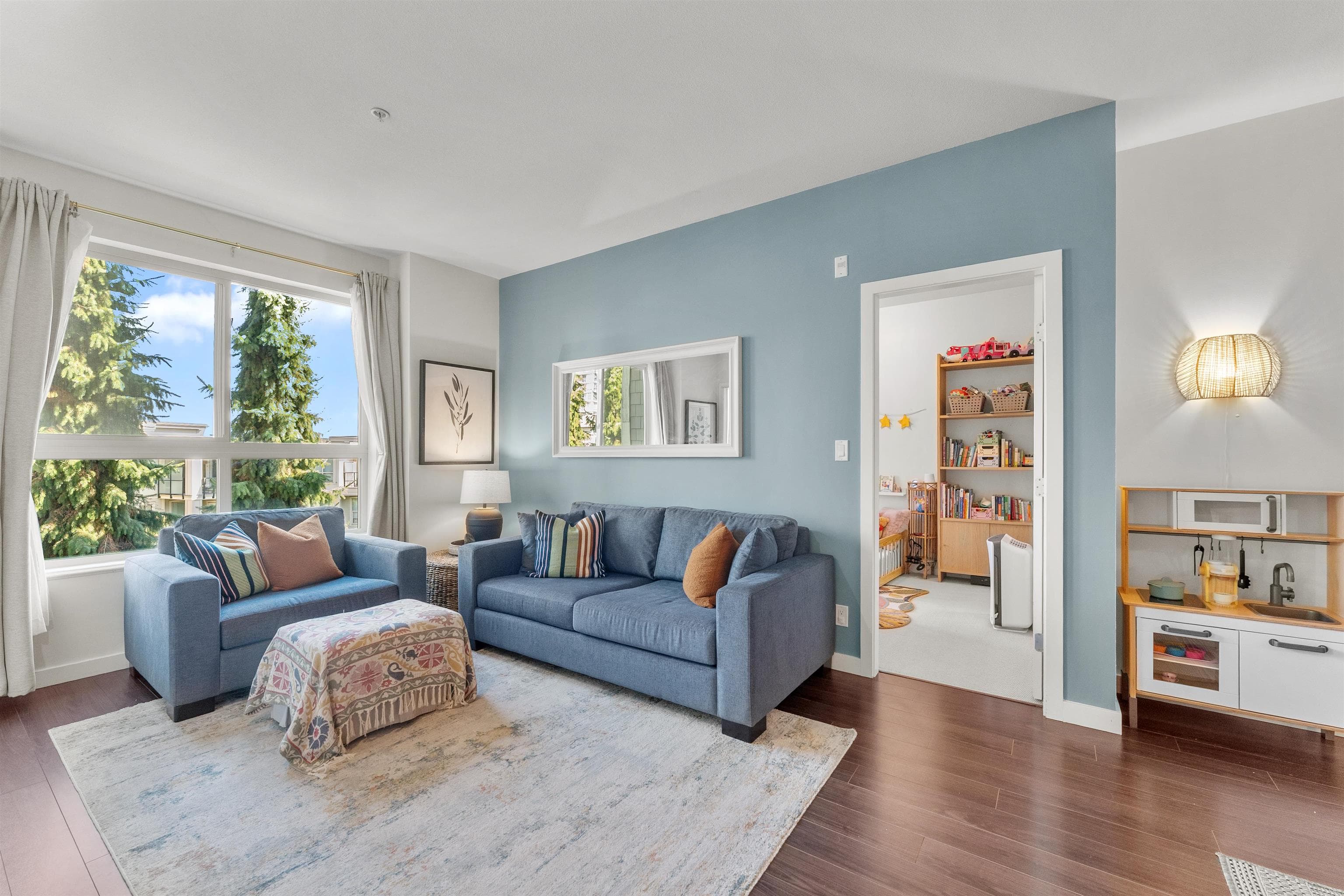 203 - 255 Ross Drive, New Westminster, V3L 0C7 — photo 4