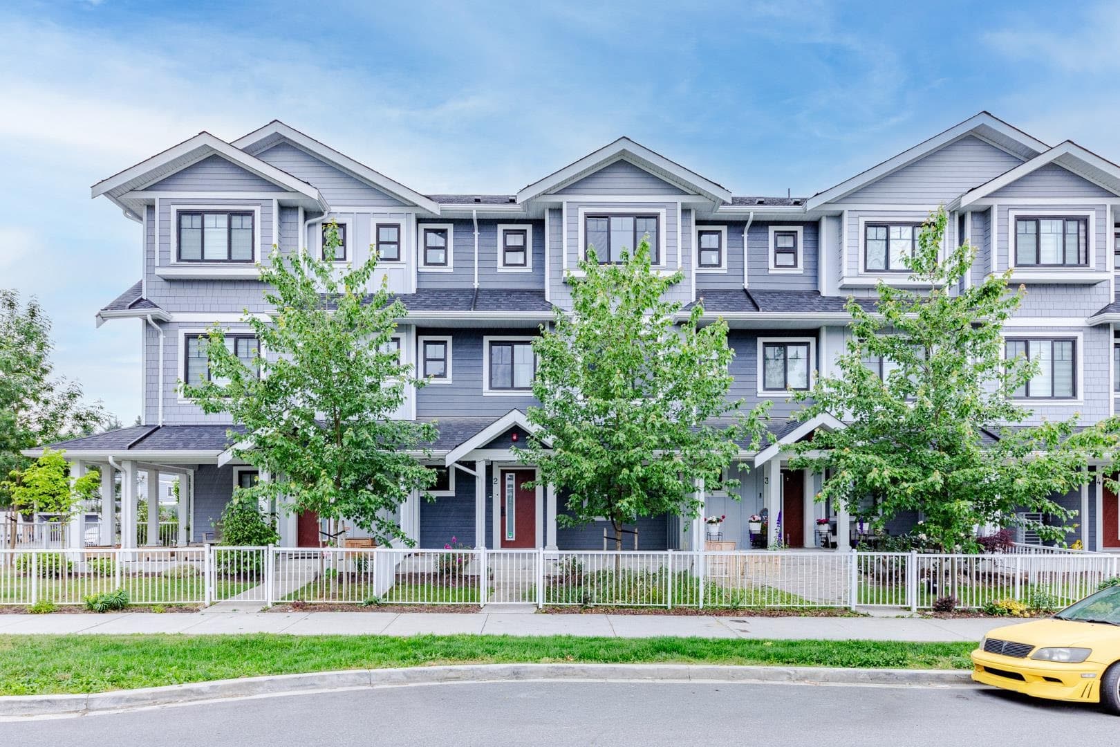 2 - 769 Ota Avenue, New Westminster, V3M 0M6 — photo 2