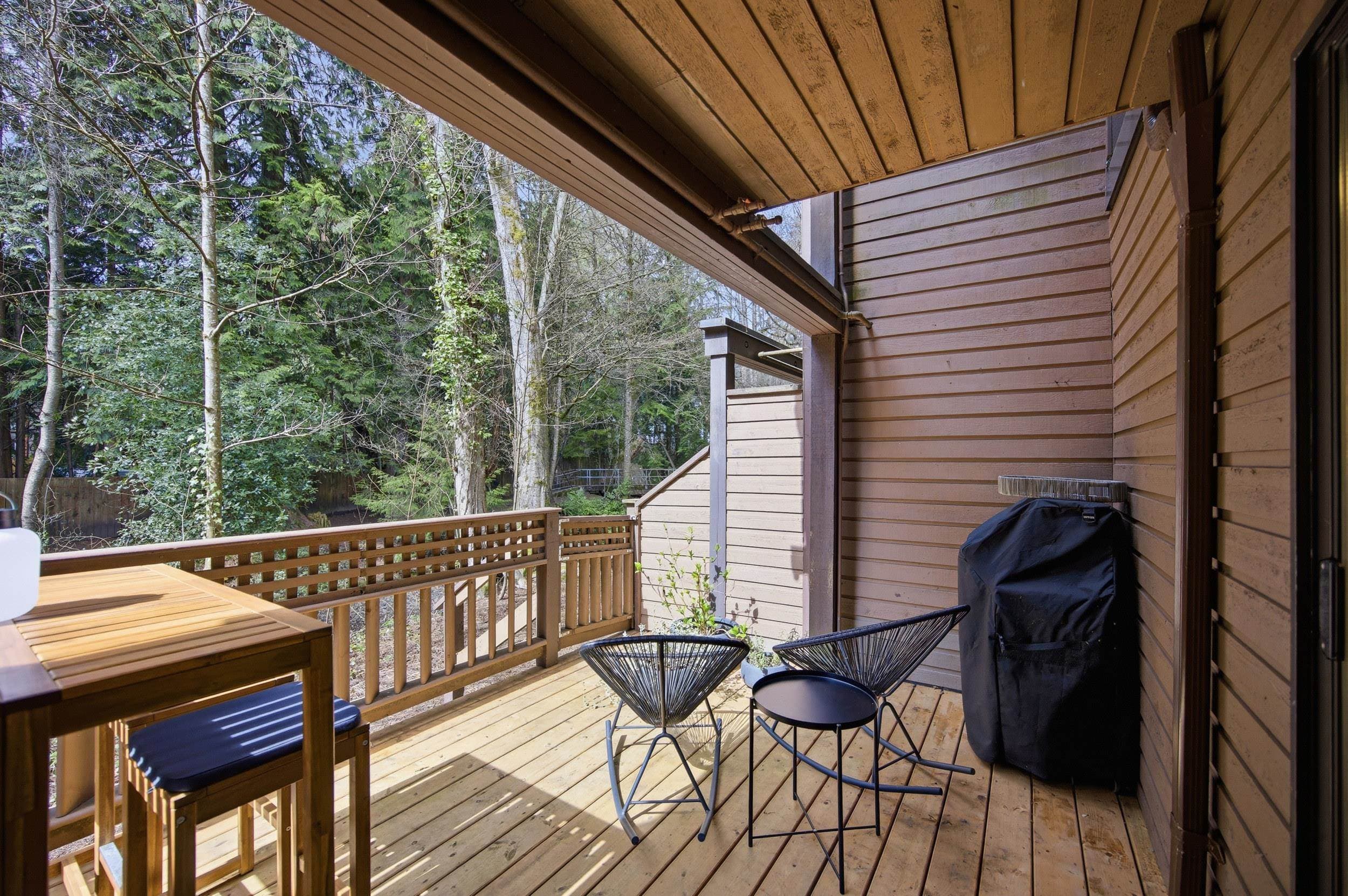 3321 Mountain Highway, North Vancouver, V7K 2H4 — photo 2