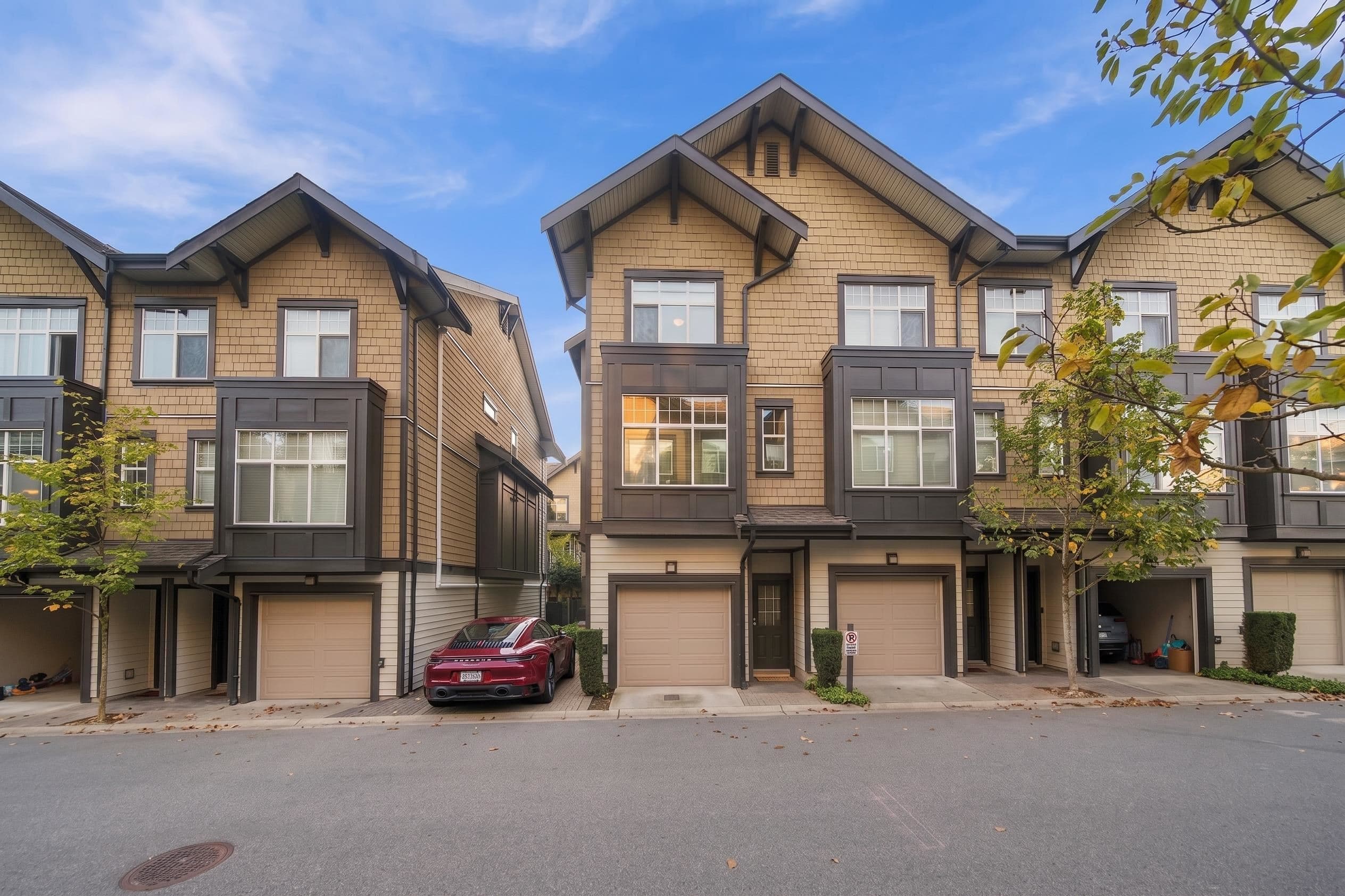 38 - 6088 Beresford Street, Burnaby, V5J 0G2 — photo 2