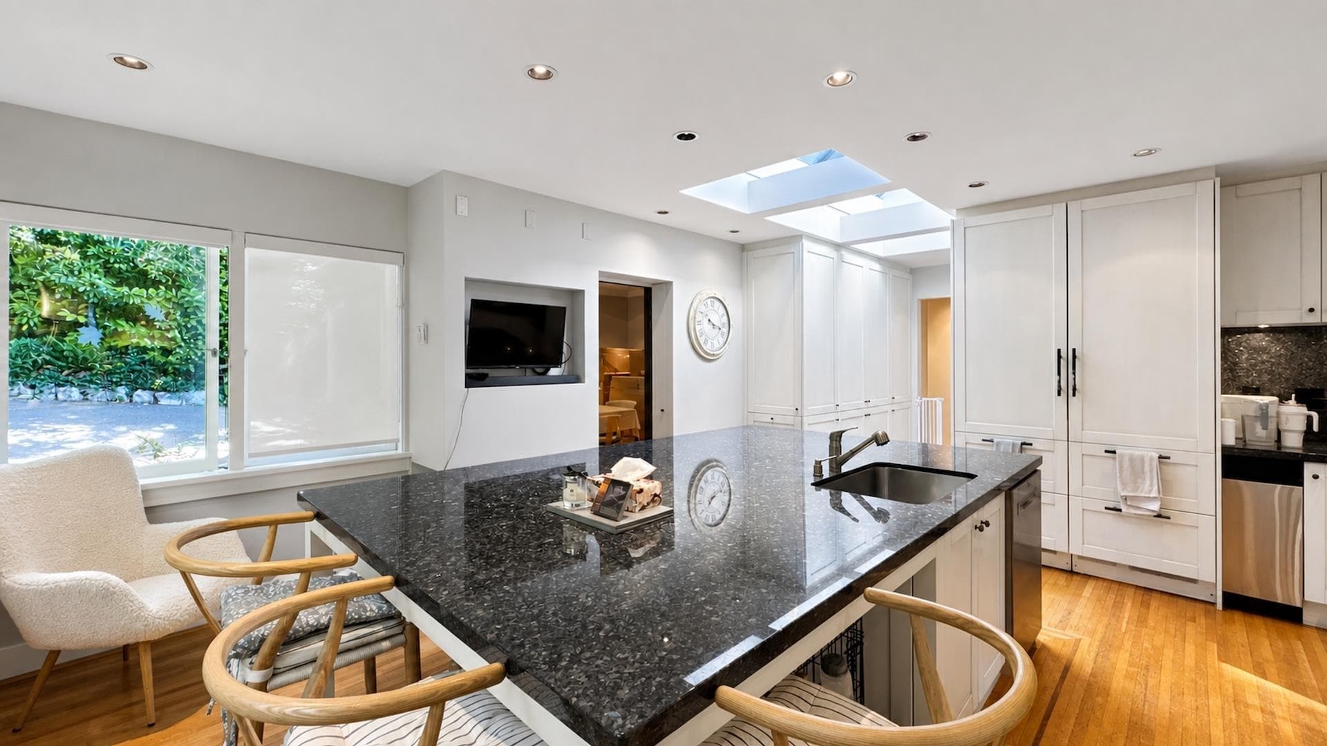 4468 Stone Cres Crescent, West Vancouver, V7W 1B7 — photo 5