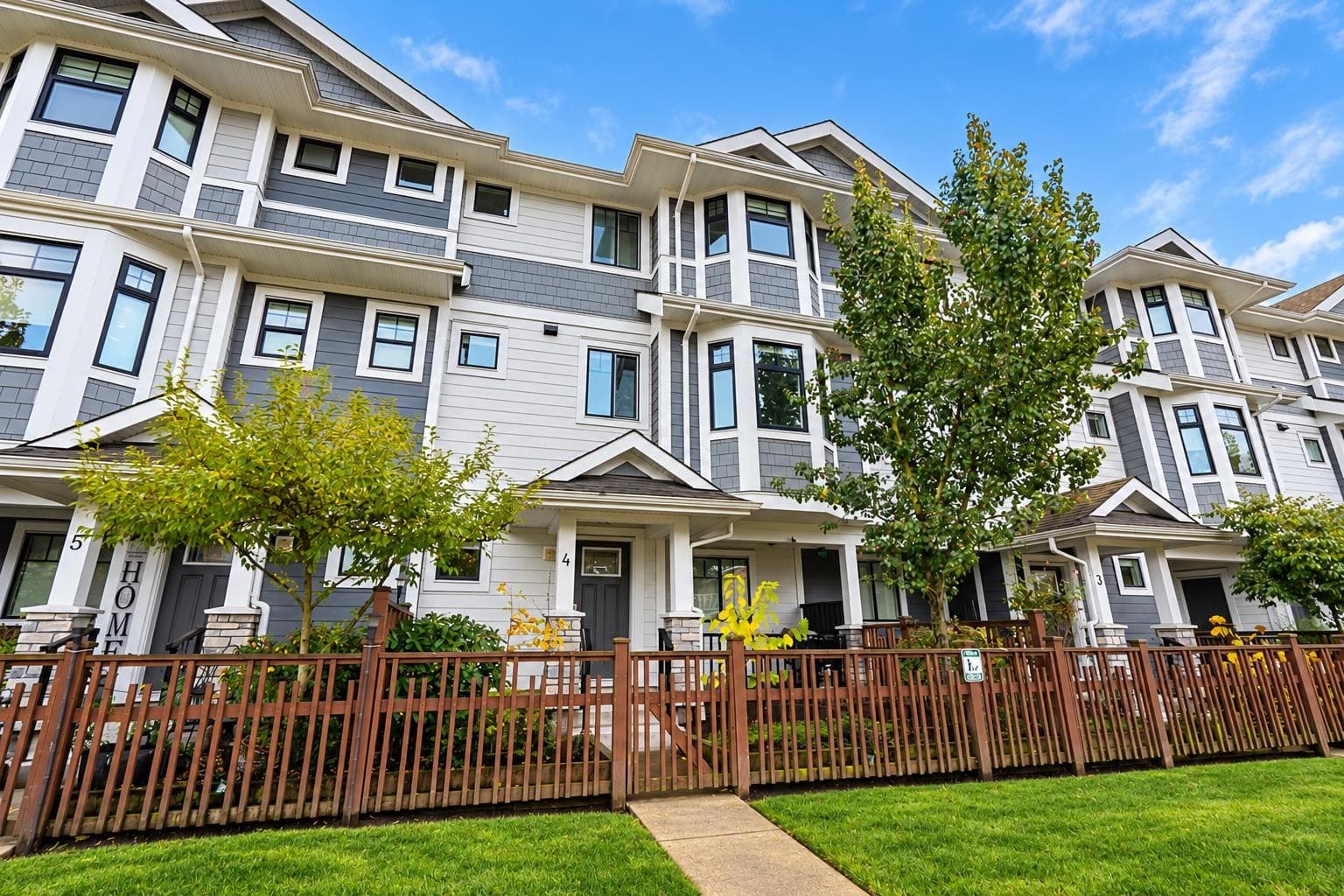 4 - 189 Wood Street, New Westminster, V3M 0L7 — photo 1