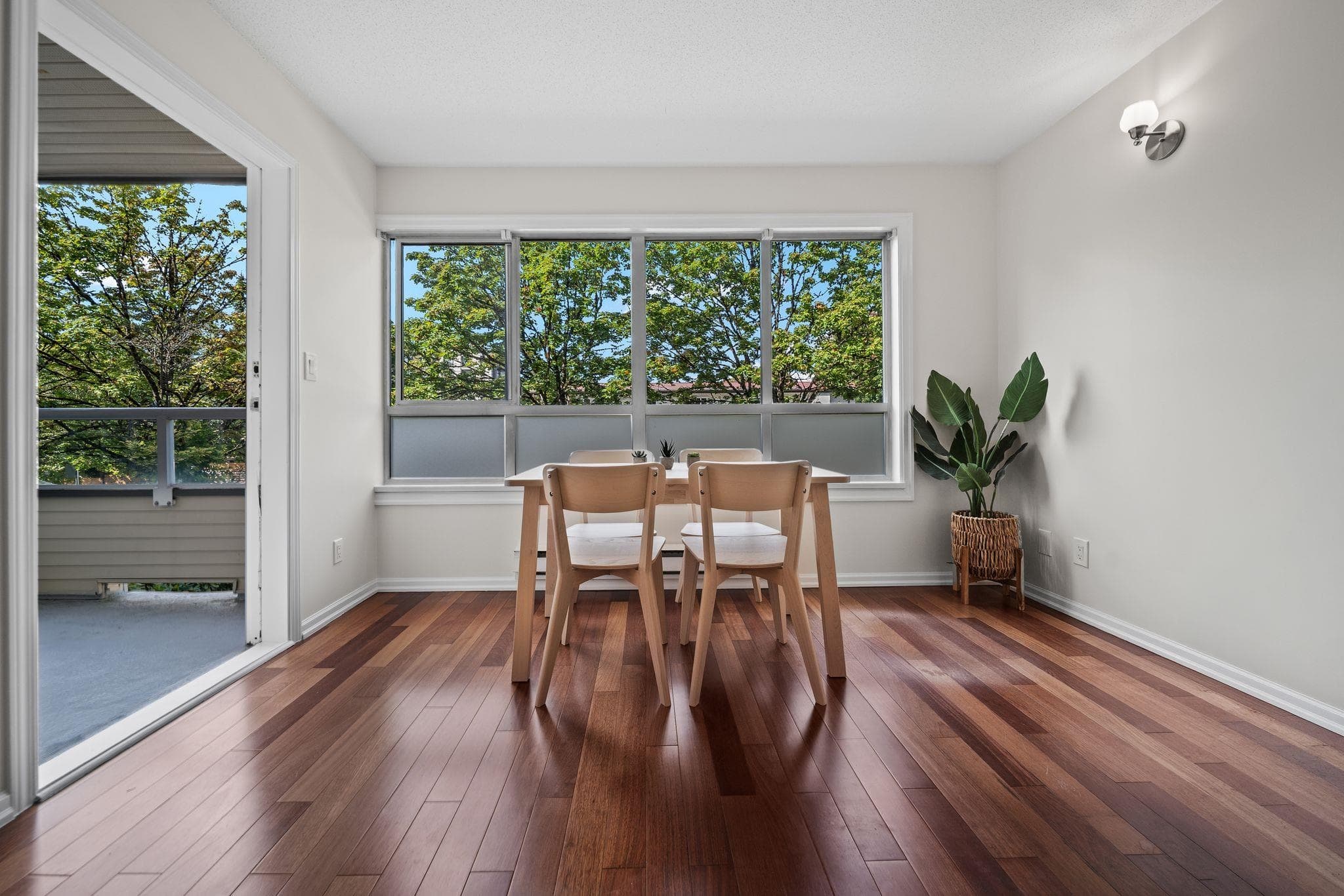 201 - 4990 Mcgeer Street, Vancouver, V5R 6C1 — photo 3