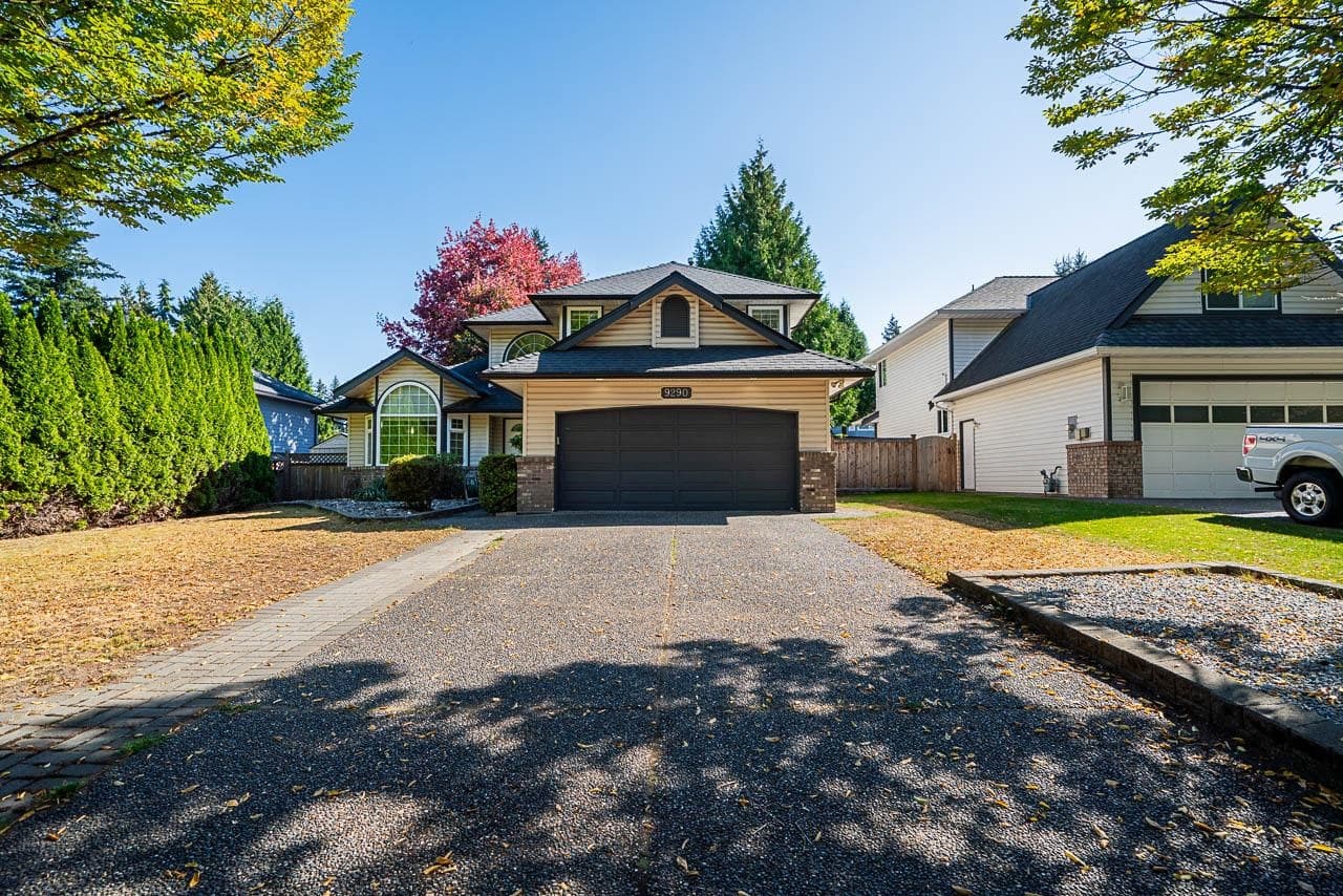 9290 203b Street, Langley, V1M 2L9 — photo 1