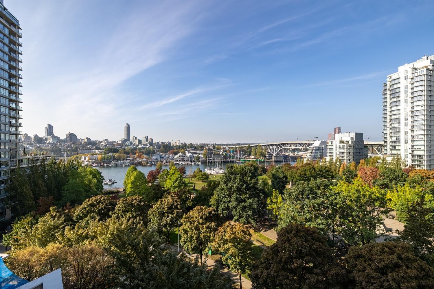 906 - 455 Beach Crescent, Vancouver, V6Z 3E5 — photo 1
