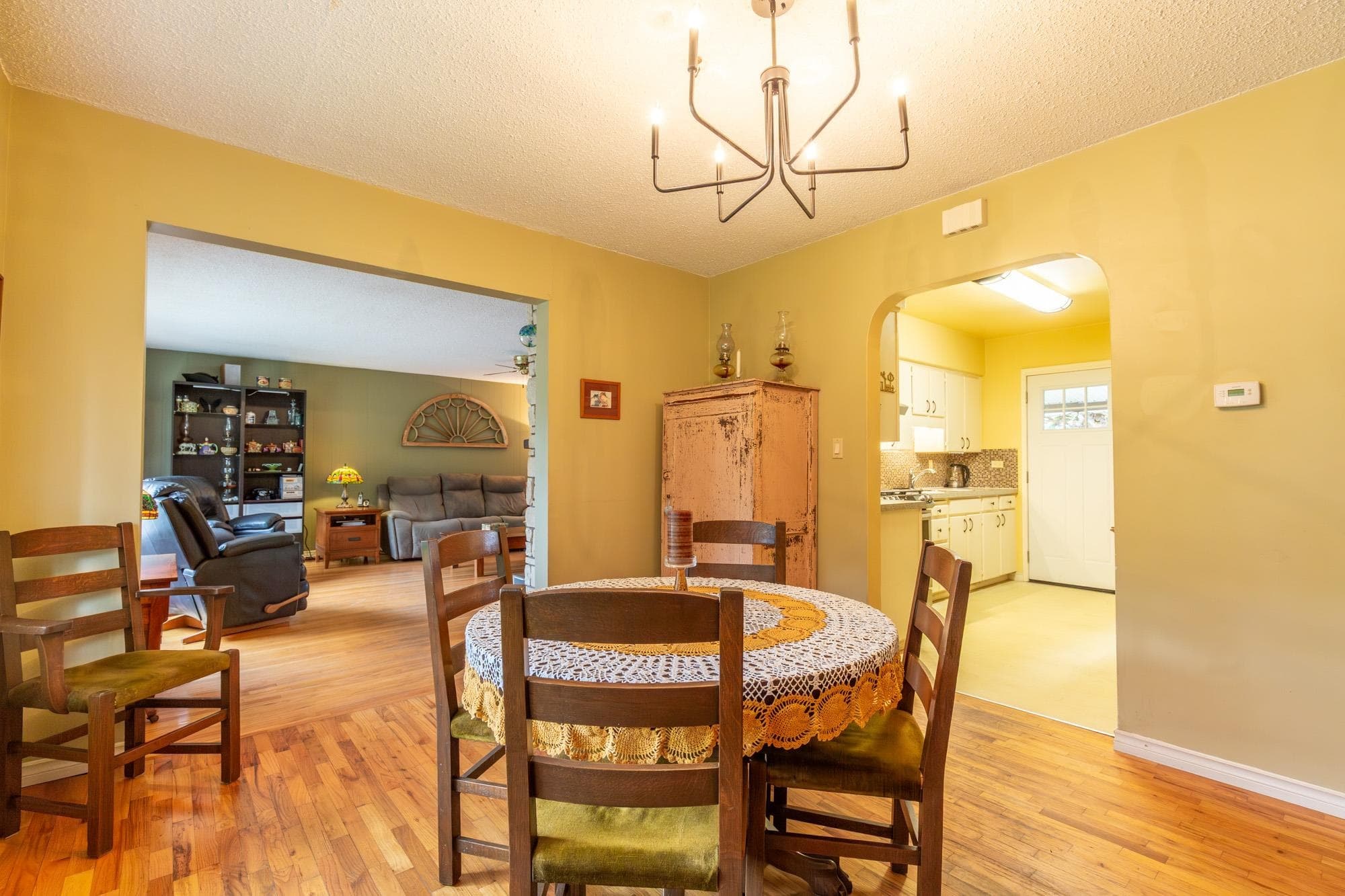 13221 112b Avenue, Surrey, V3R 2H4 — photo 5