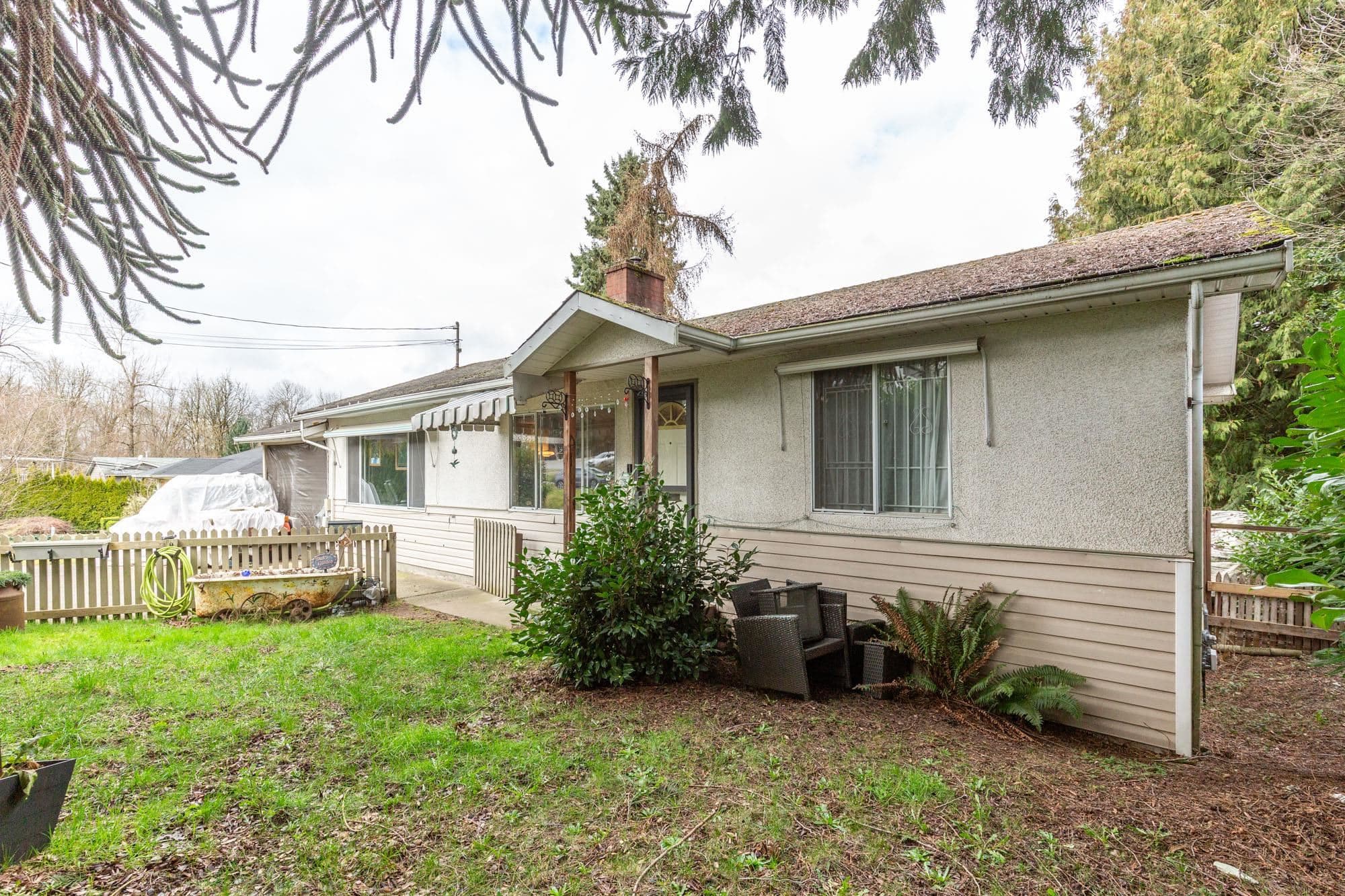 13221 112b Avenue, Surrey, V3R 2H4 — photo 4