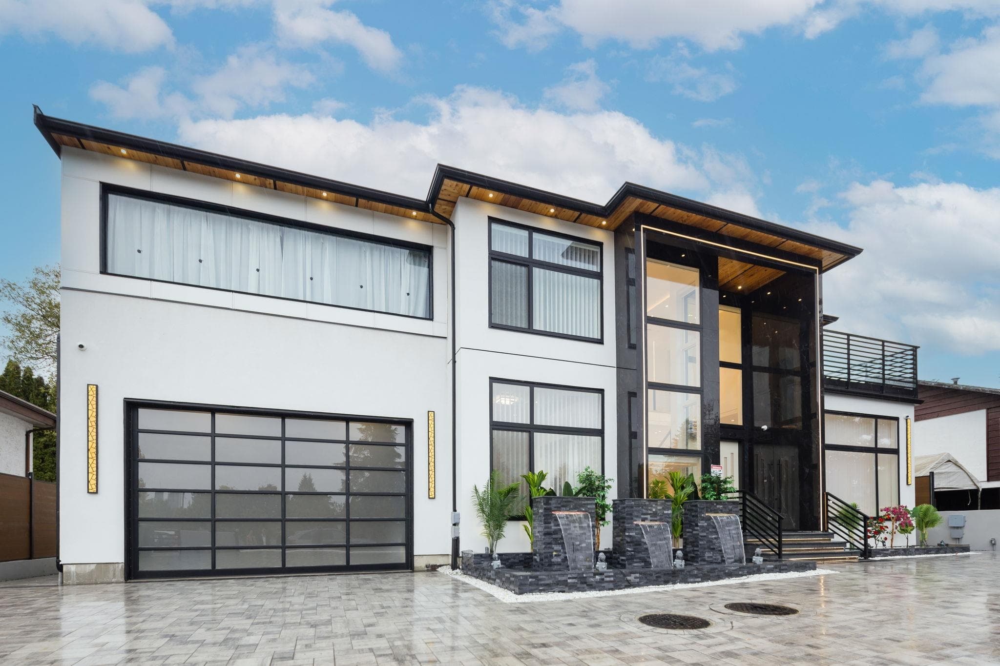 5385 Shelby Court, Burnaby, V5G 1V3 — photo 1