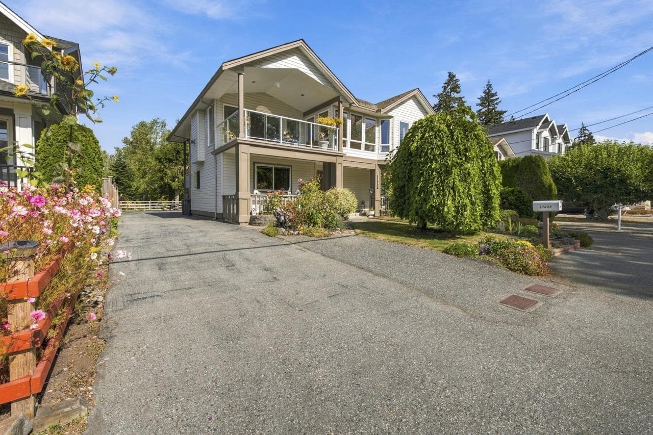 17037 0 Avenue, Surrey, V3Z 9N9 — photo 3