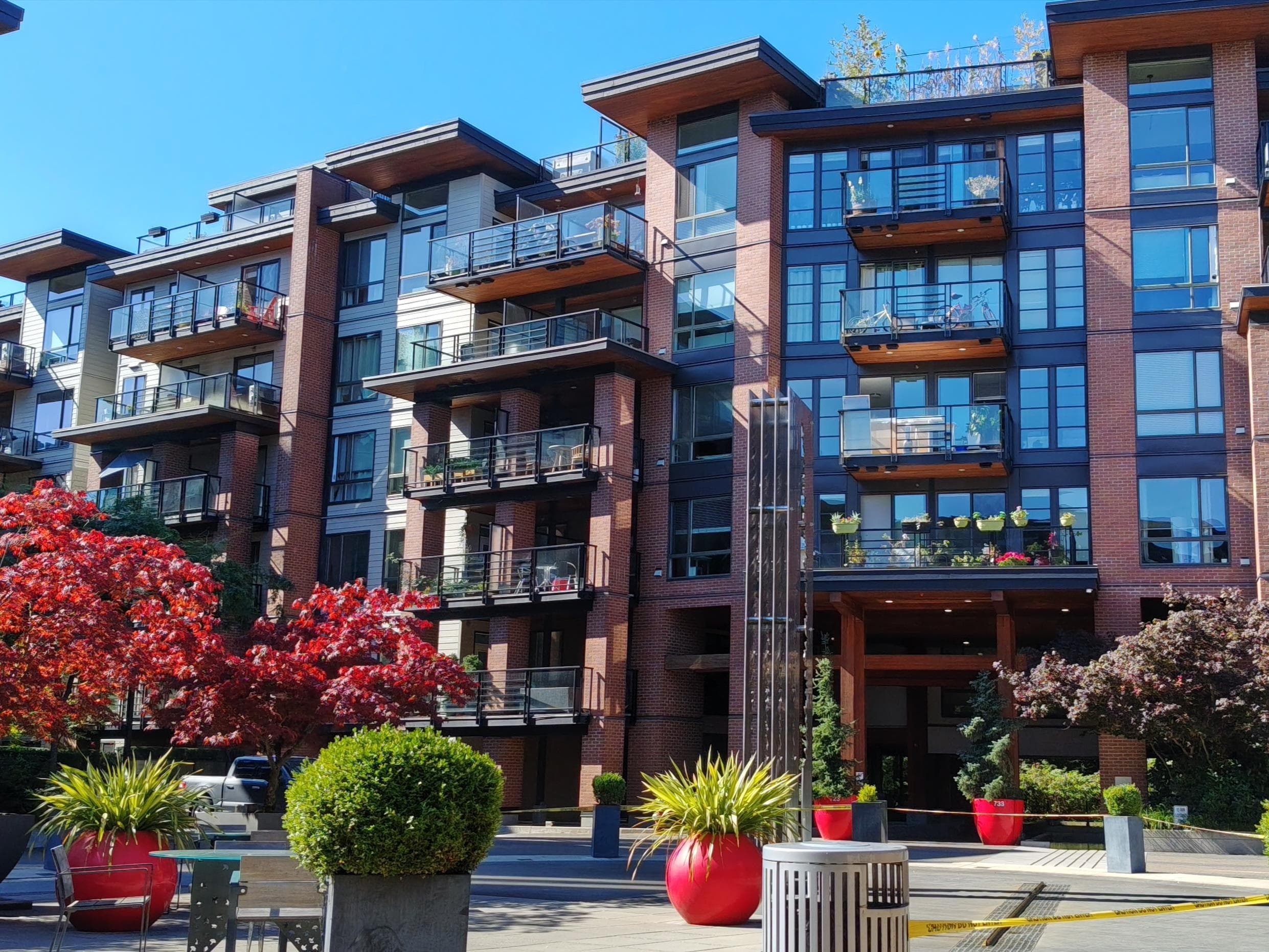 226 - 723 W 3rd Street, North Vancouver, V7M 0E4 — photo 1