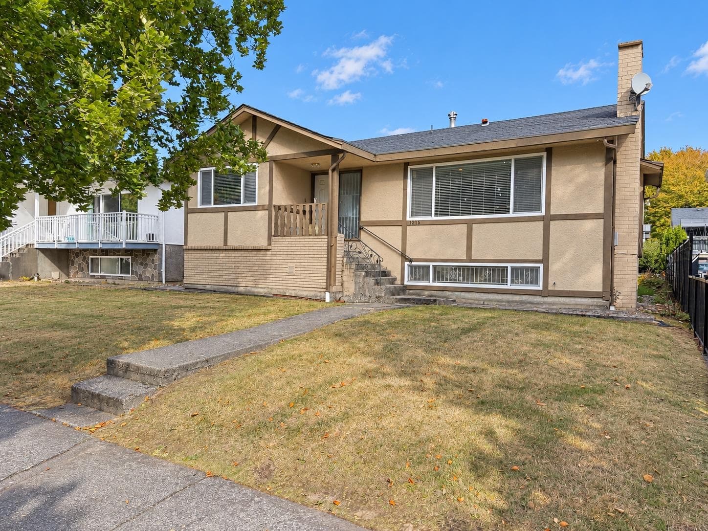 1215 E 48th Avenue, Vancouver