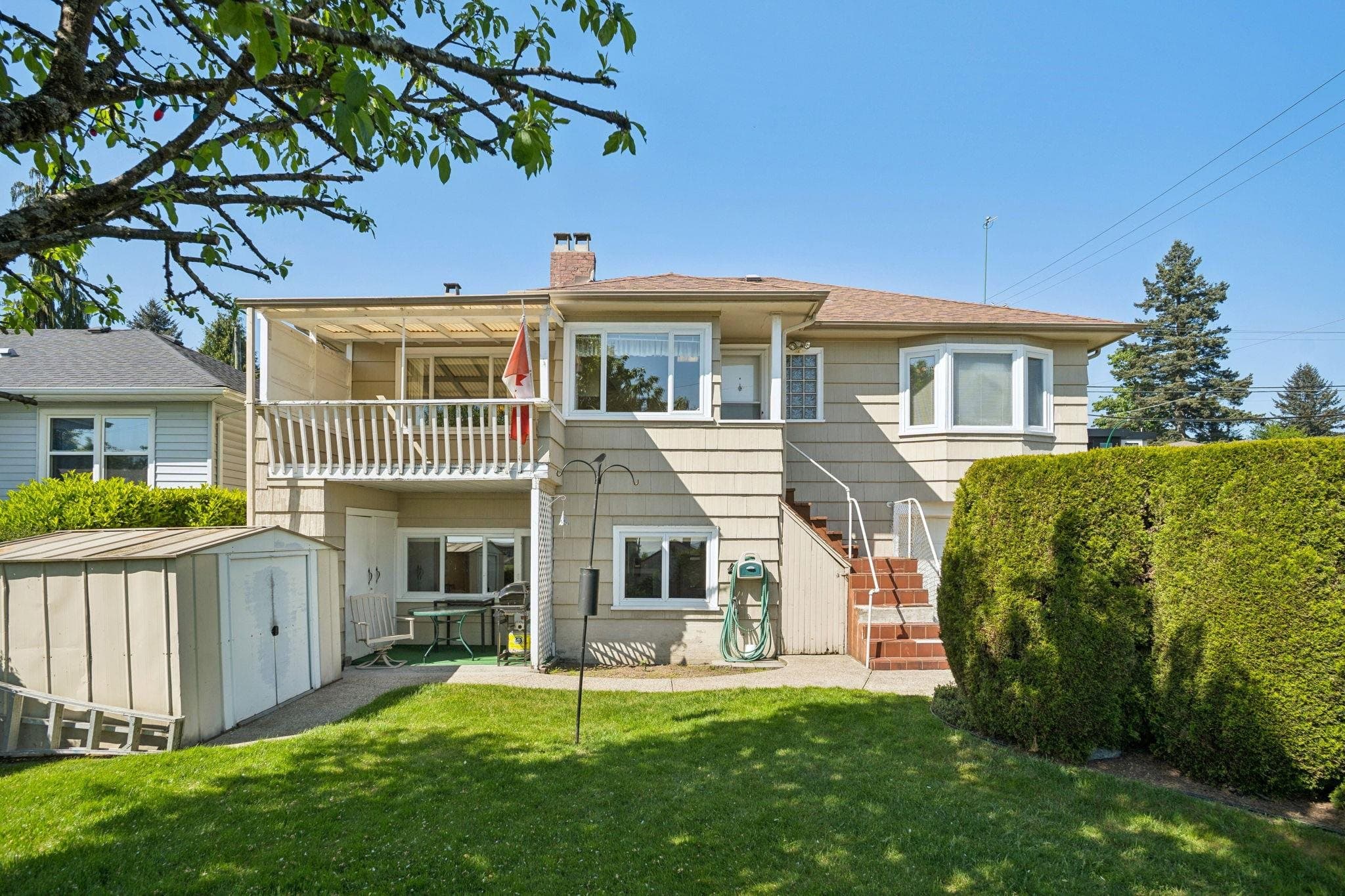 657 E Keith Road, North Vancouver, V7L 1W4 — photo 1