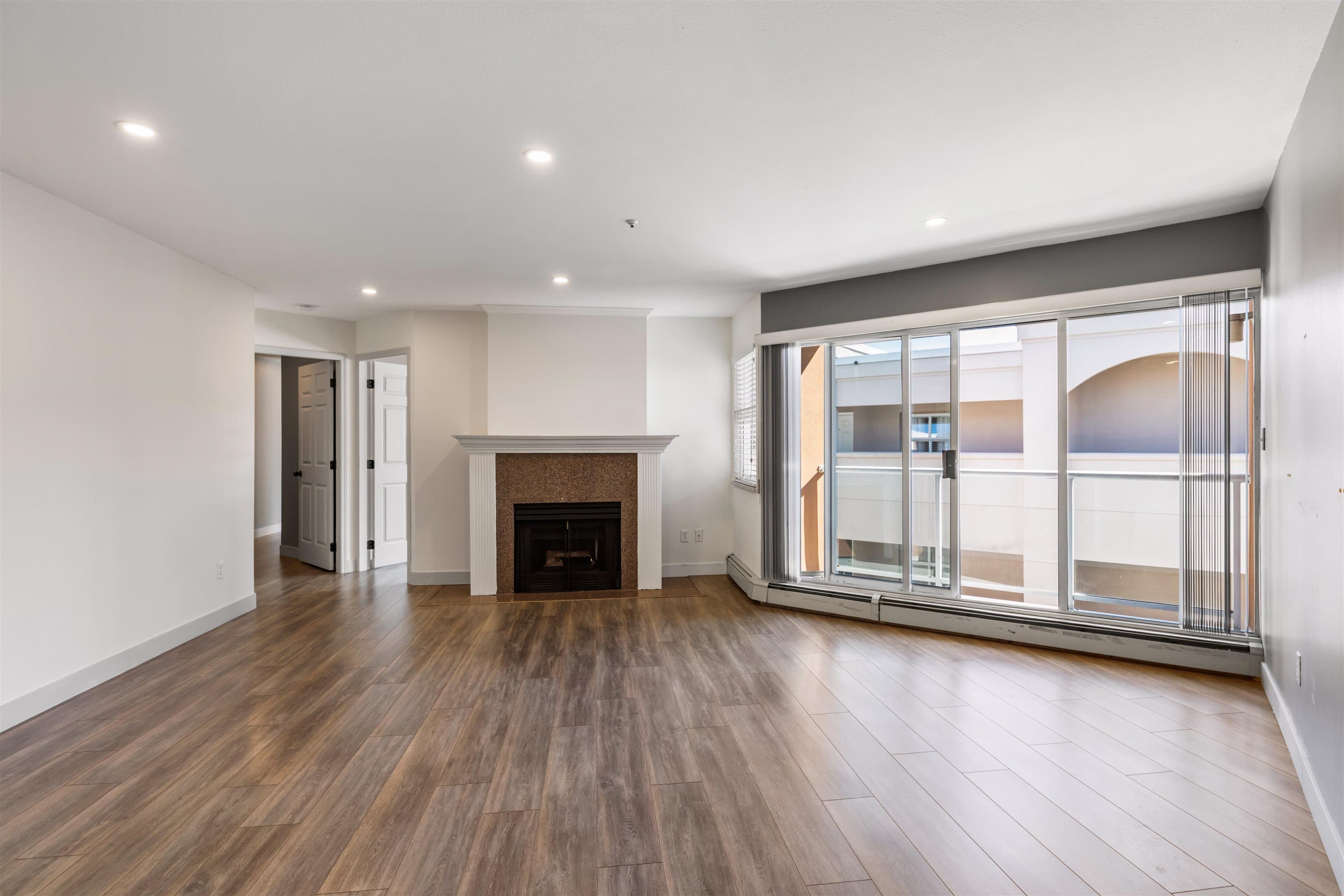 306 - 15233 Pacific Avenue, White Rock, V4B 1P8 — photo 5