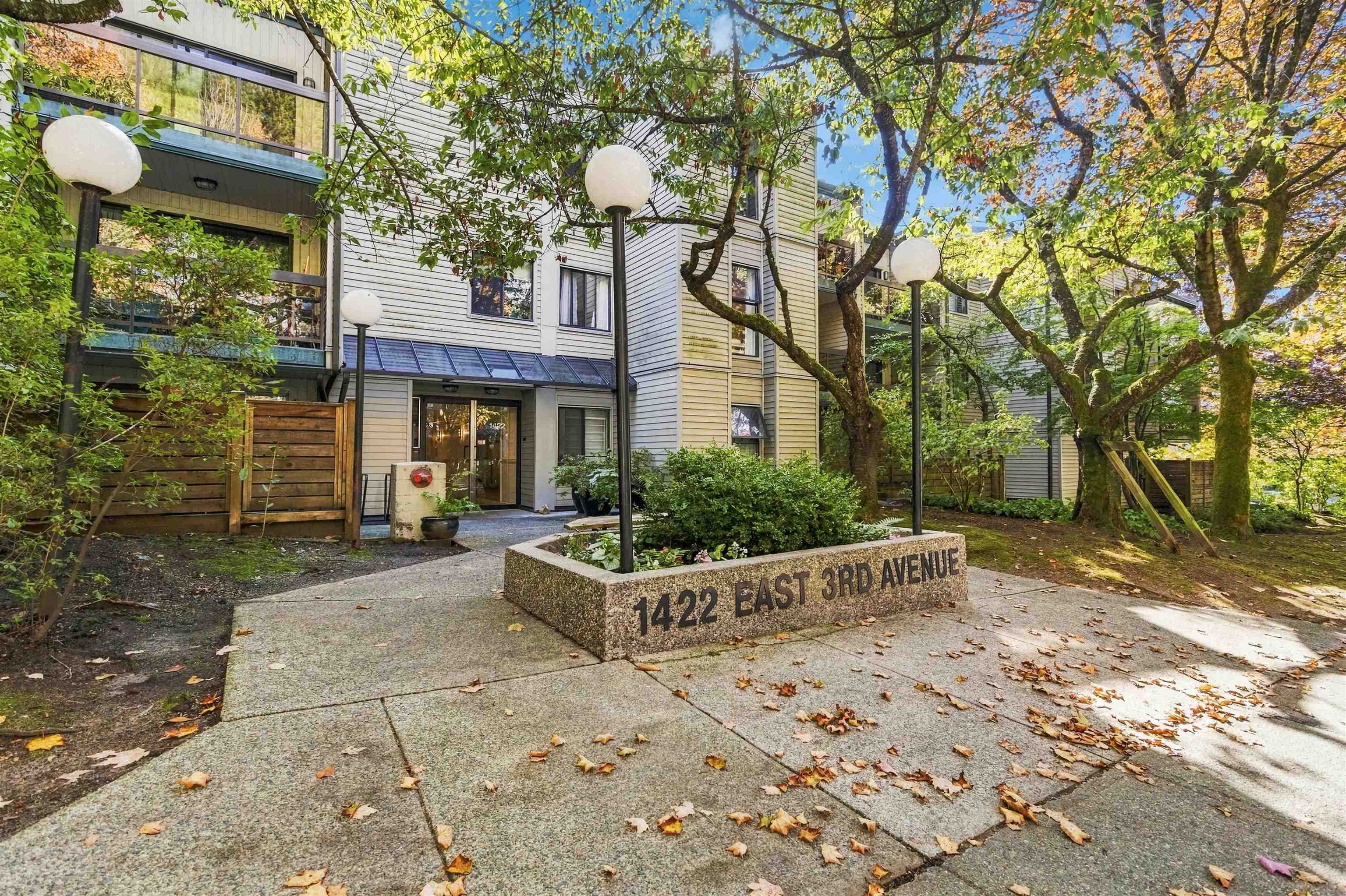 208 - 1422 E 3rd Avenue, Vancouver, V5N 5R5 — photo 2