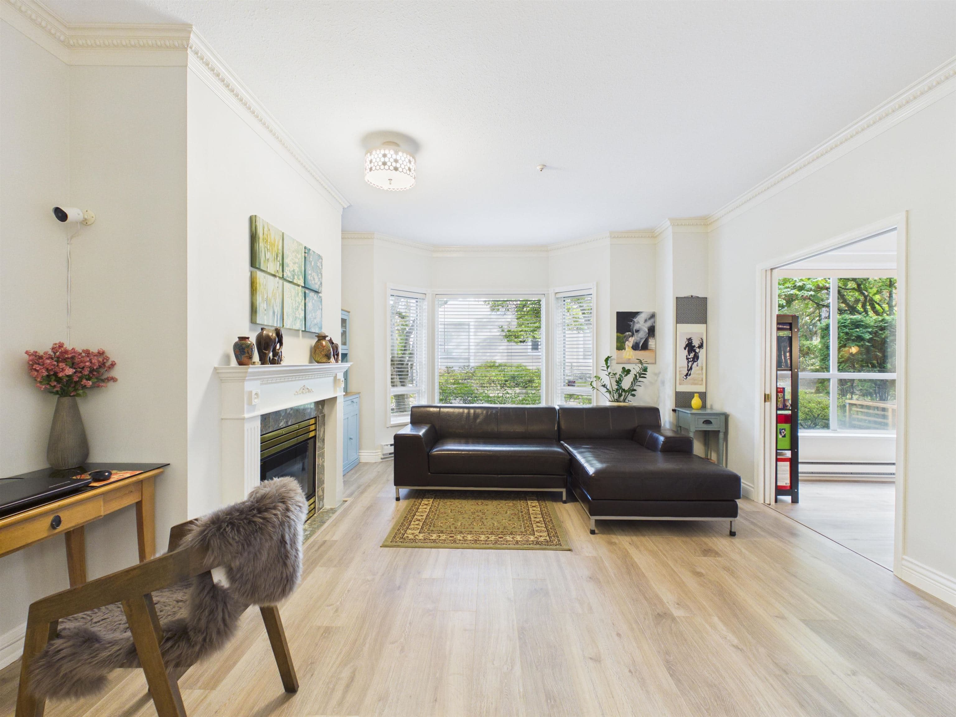 414 - 5262 Oakmount Crescent, Burnaby