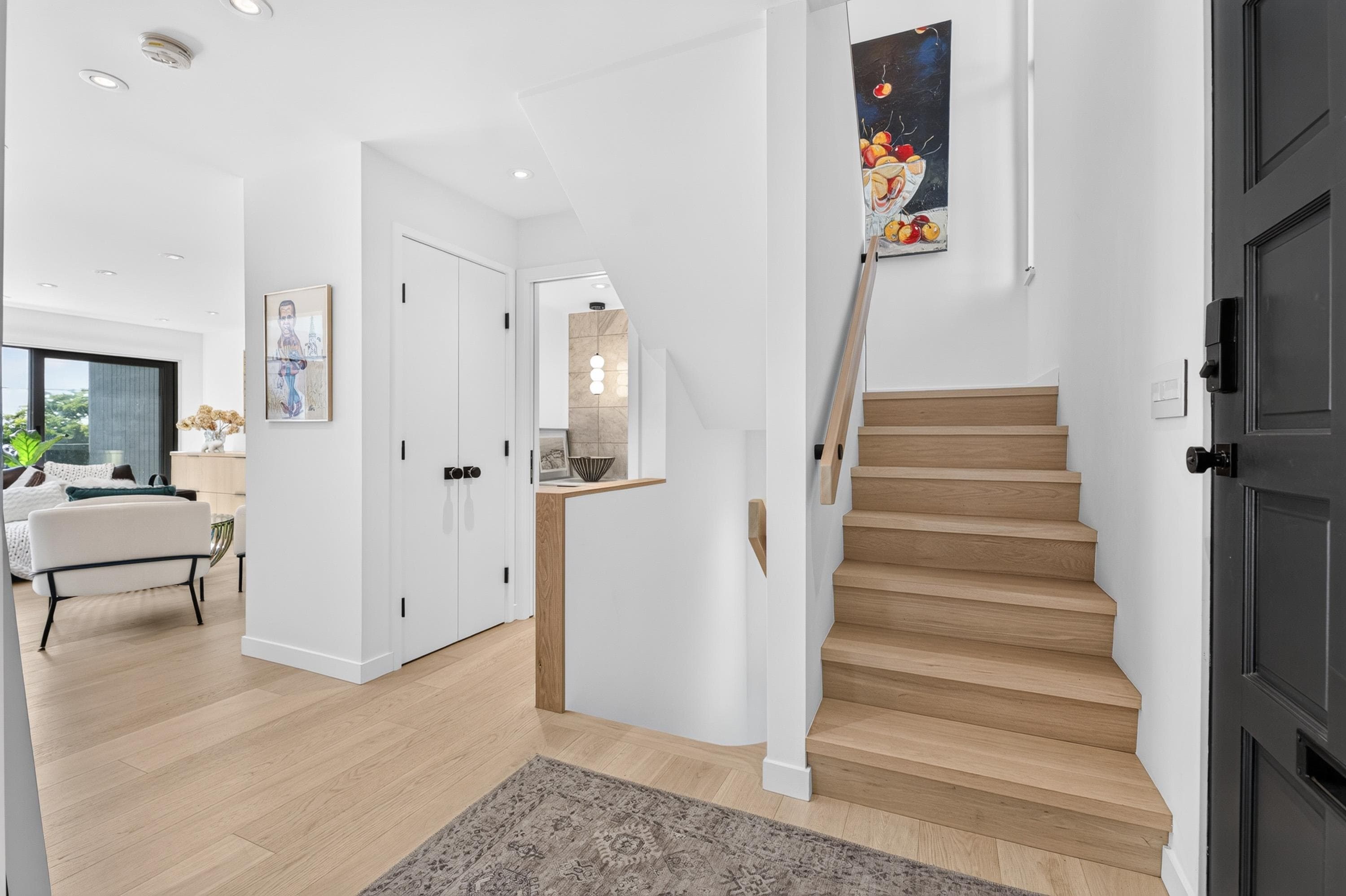 1880 Bellevue Avenue, West Vancouver, V7V 1B4 — photo 3