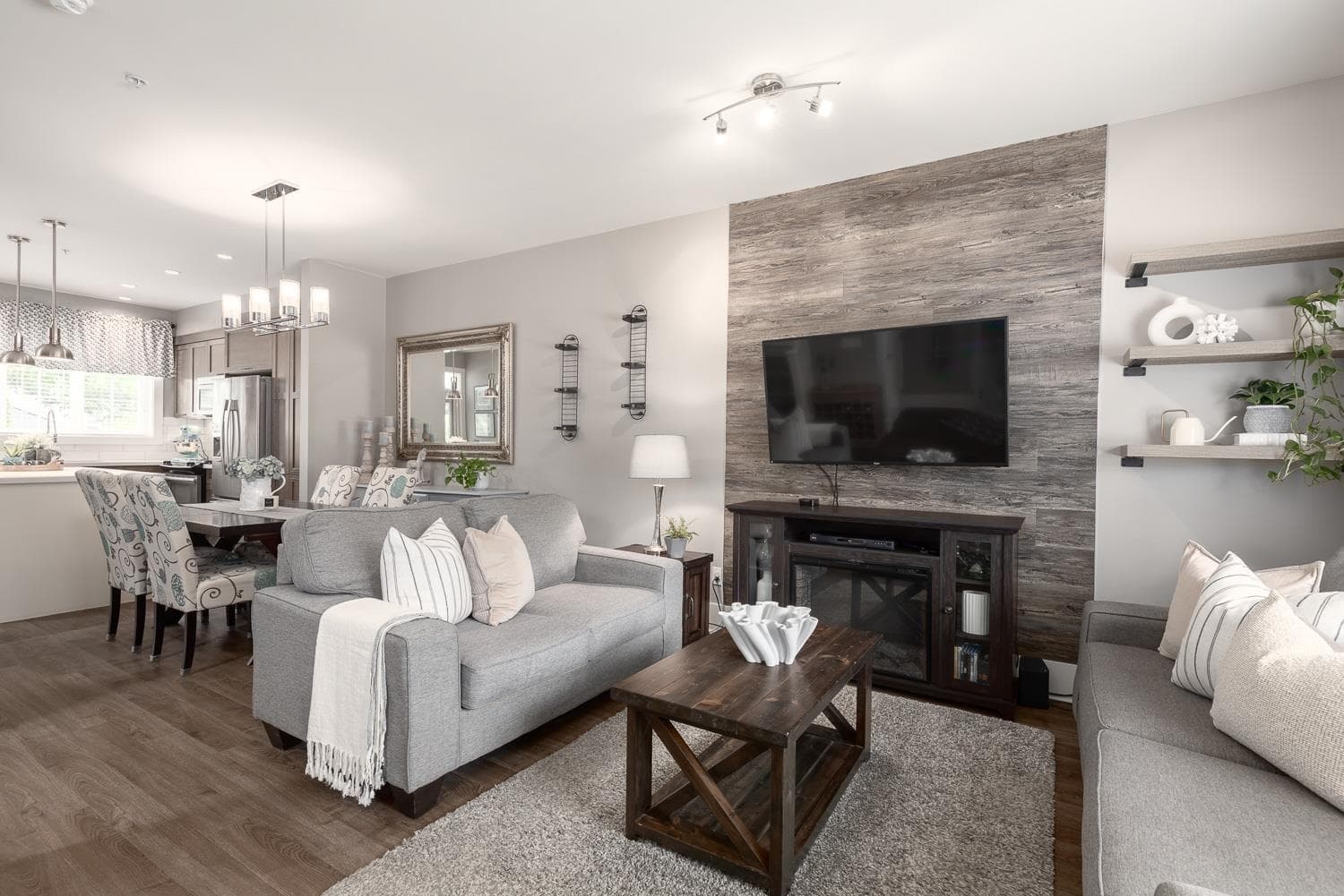 19 - 12161 237 Street, Maple Ridge, V4R 0E7 — photo 1