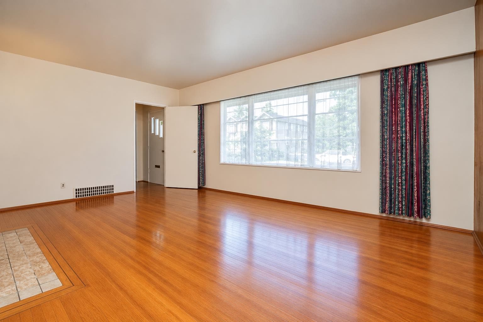 904 First Street, New Westminster, V3L 2J2 — photo 3